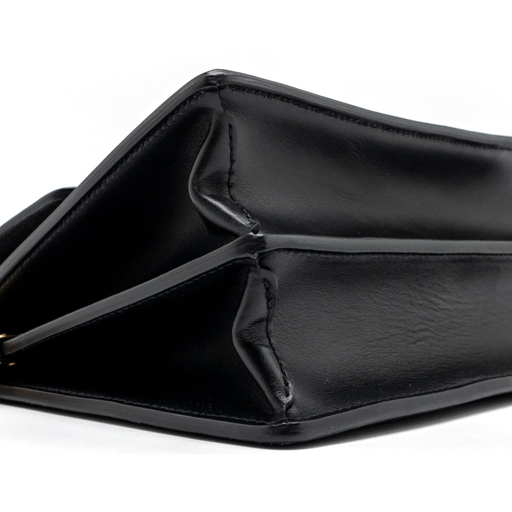 louis-vuitton-dauphine-mm-epi-black-ghw-1