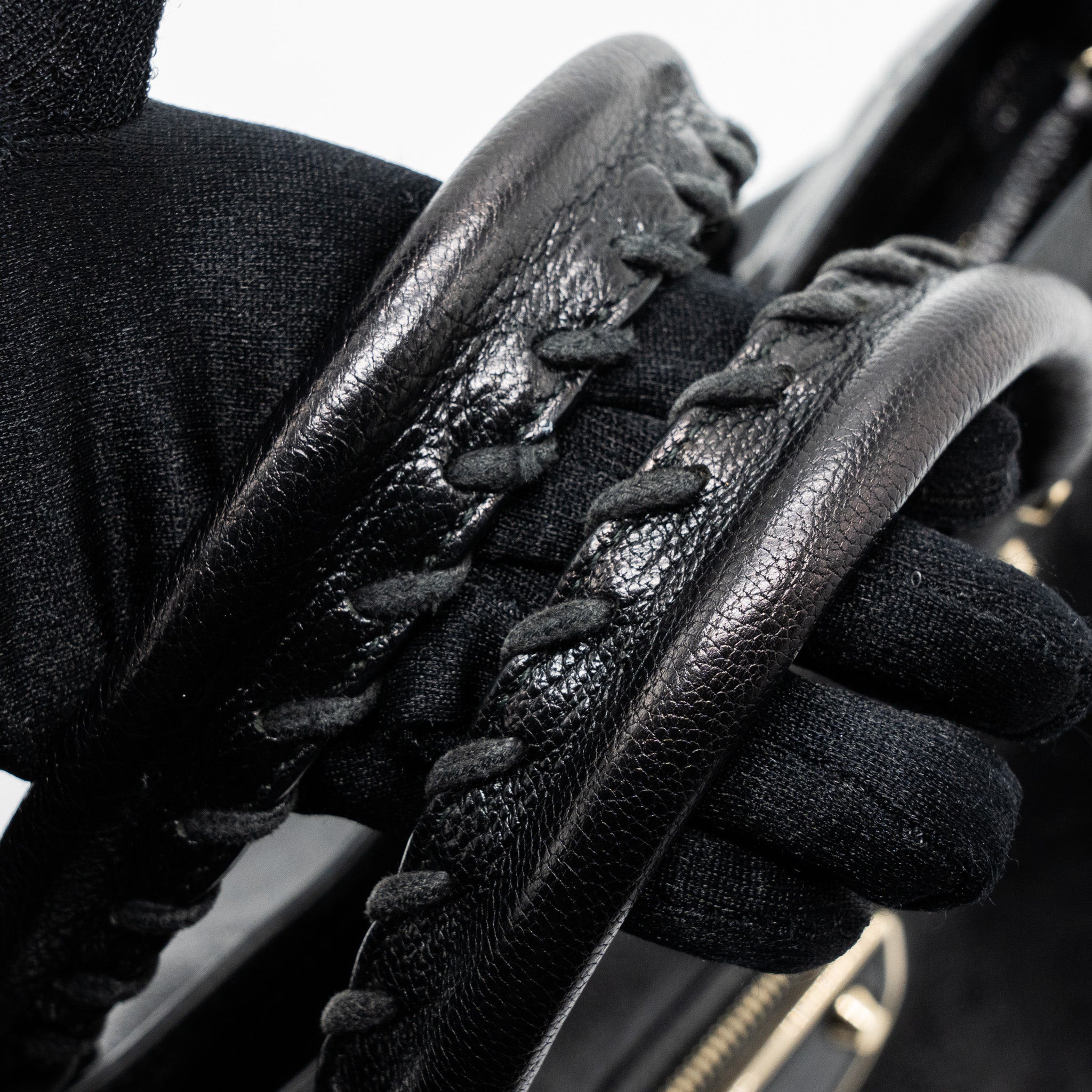 balenciaga-classic-city-bag-leather-black-ghw
