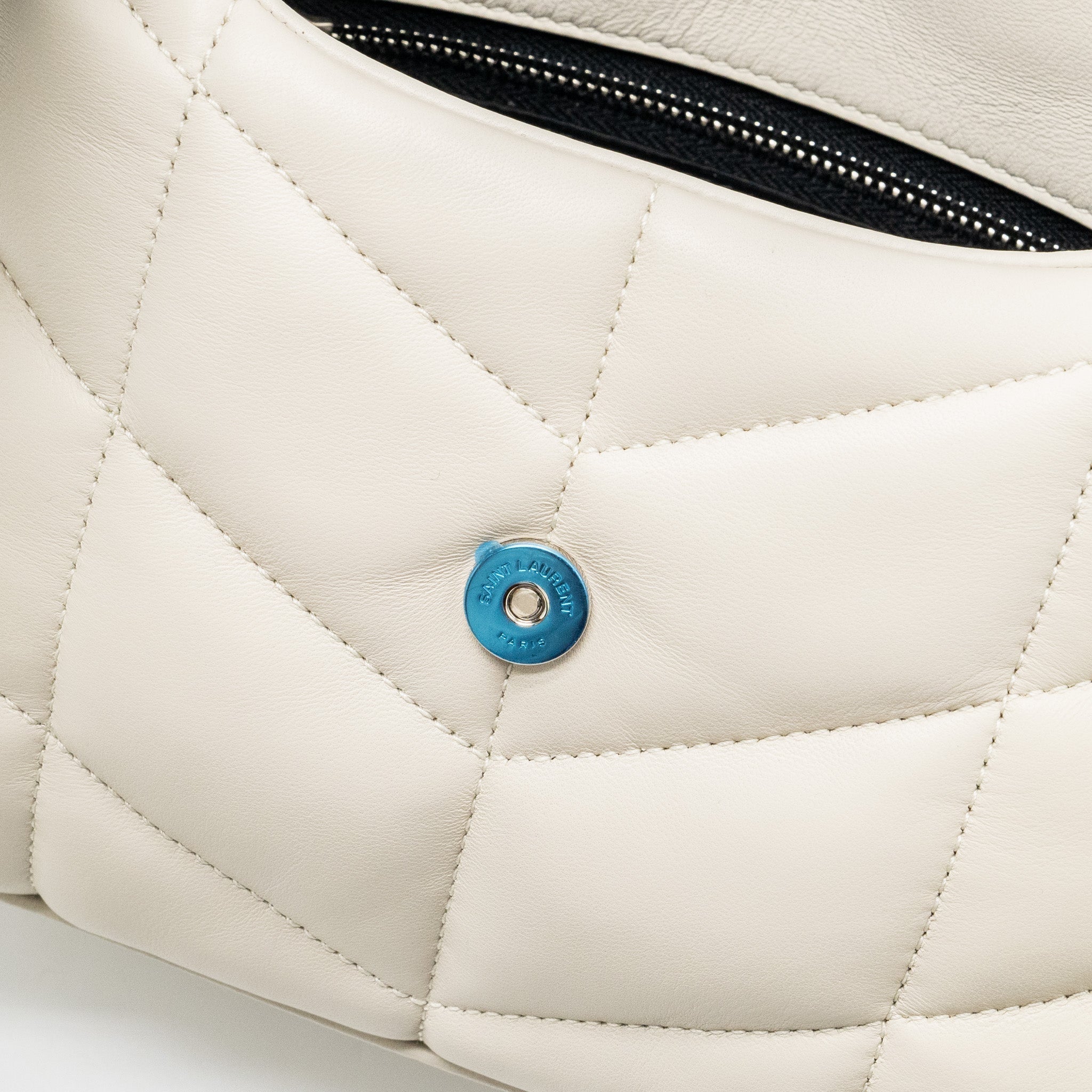 saint-laurent-small-loulou-puffer-shoulder-bag-lambskin-blanc-vintage-ruthenium-hardware