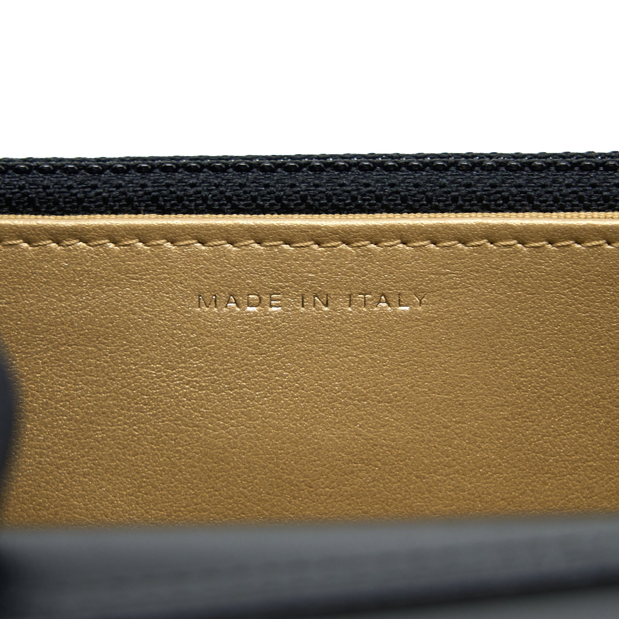 chanel-pearl-crush-wallet-on-chain-lambskin-brushed-ghw-microchip