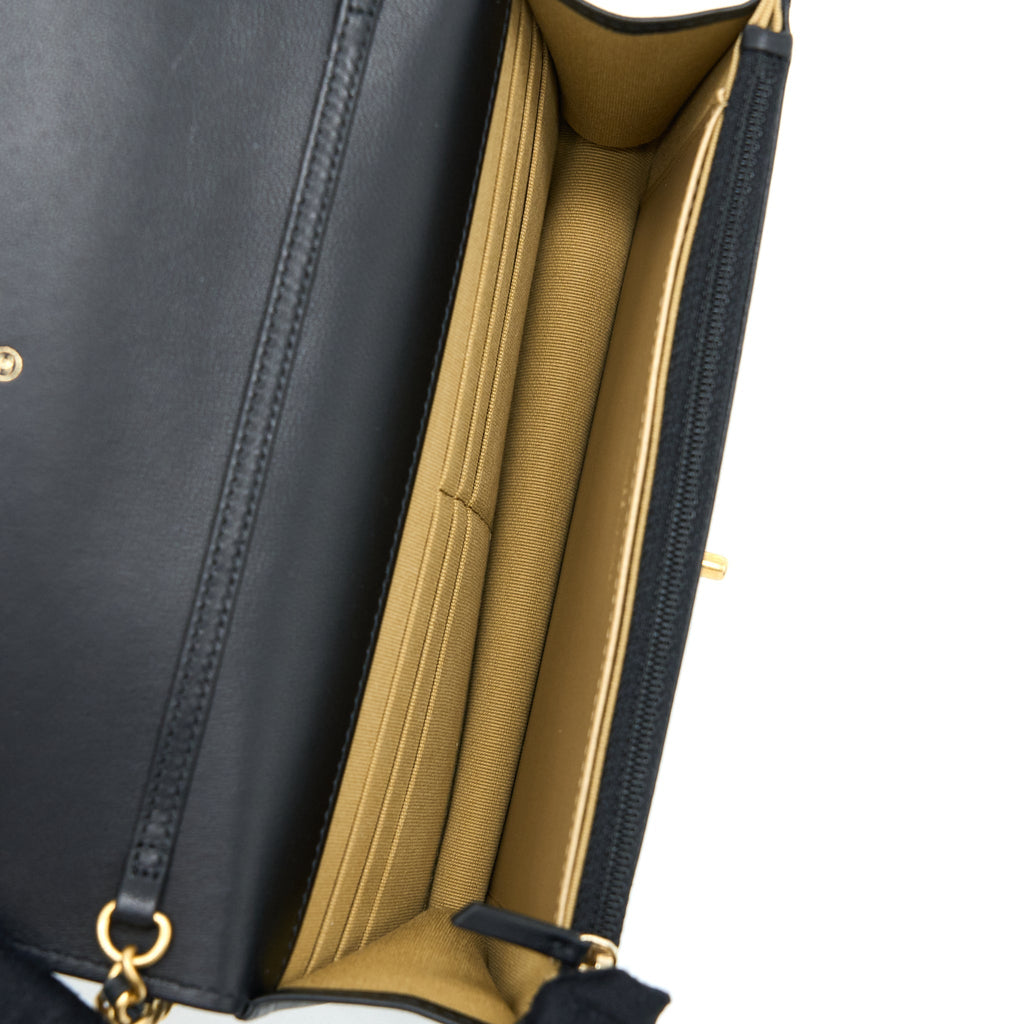 chanel-pearl-crush-wallet-on-chain-lambskin-brushed-ghw-microchip