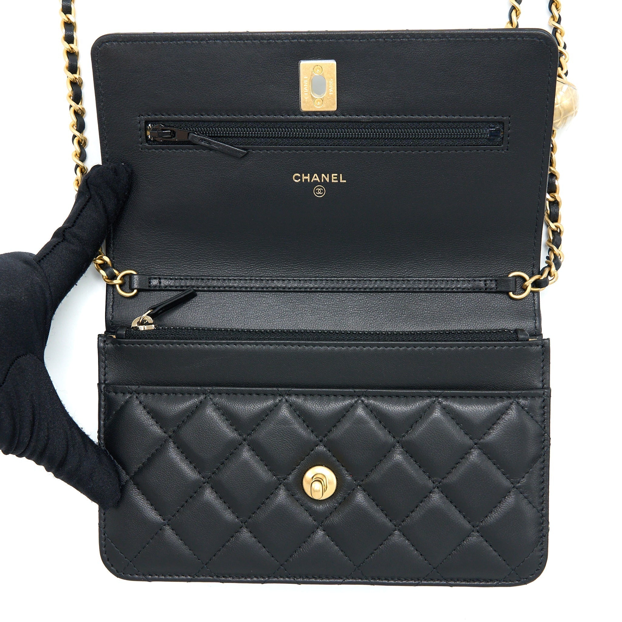 chanel-pearl-crush-wallet-on-chain-lambskin-brushed-ghw-microchip