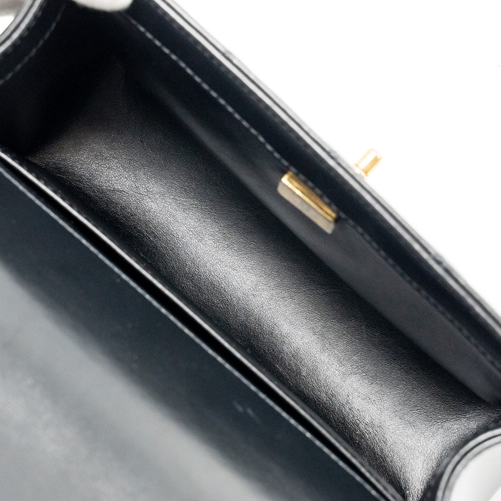 chanel-gold-crush-flap-bag-calfskin-black-ghw-microchip