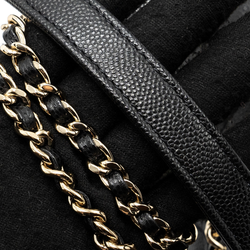 chanel-small-coco-handle-caviar-black-lghw-microchip-10
