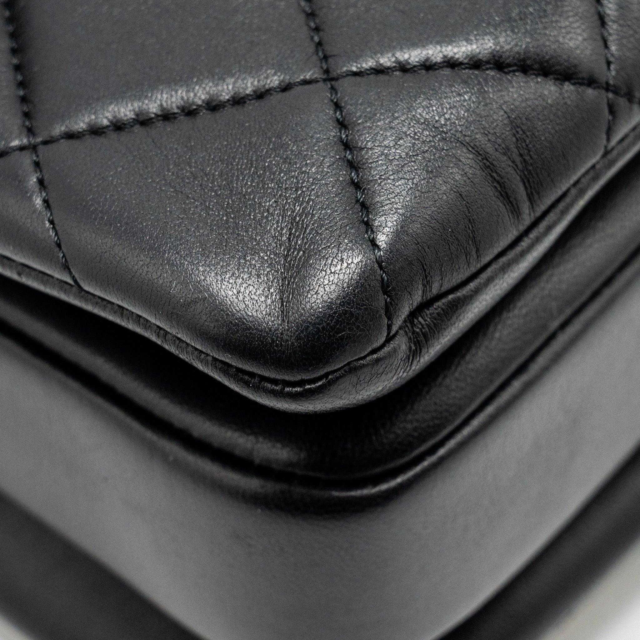 chanel-small-trendy-cc-flap-bag-lambskin-black-ghw