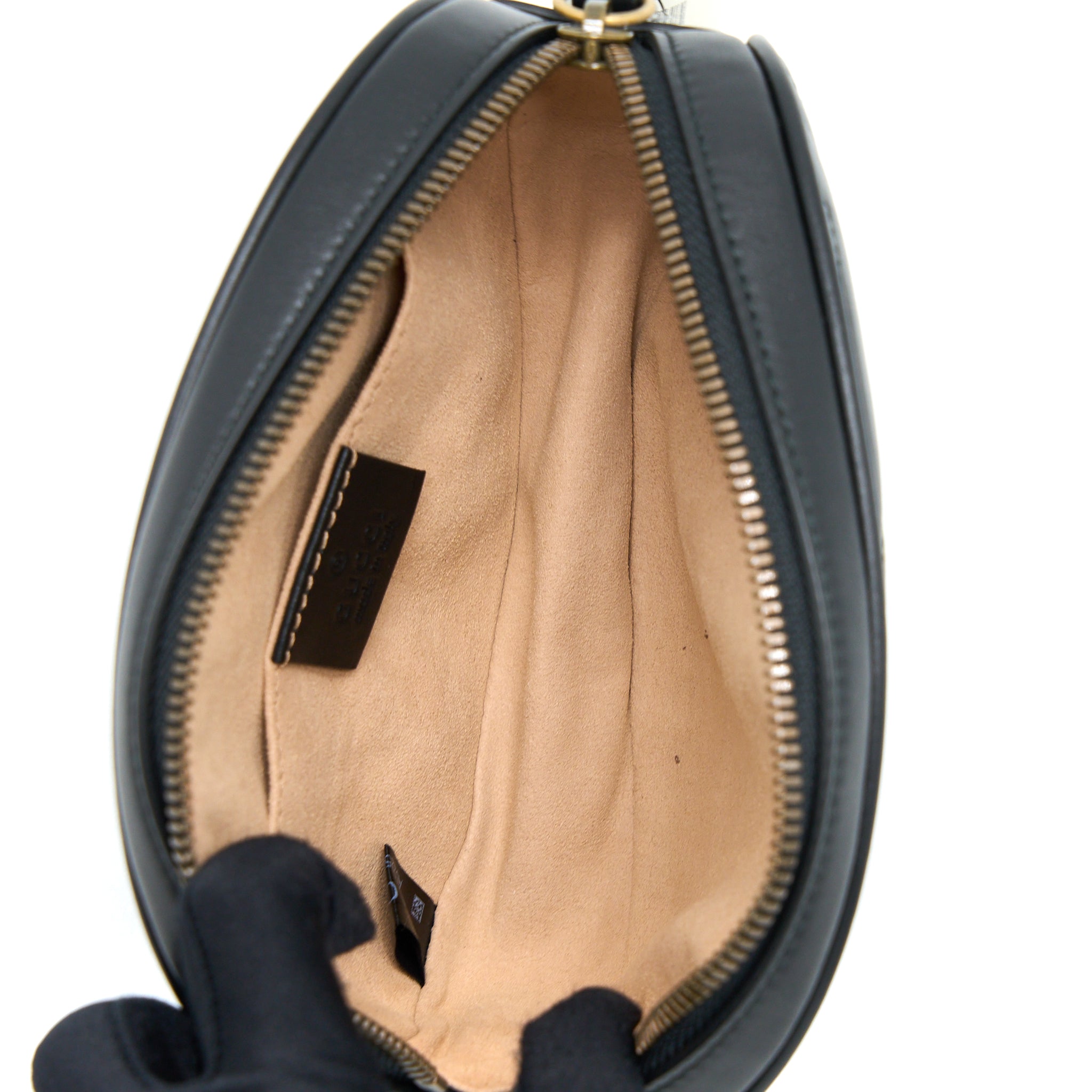 gucci-marmont-round-belt-bag-black-ghw
