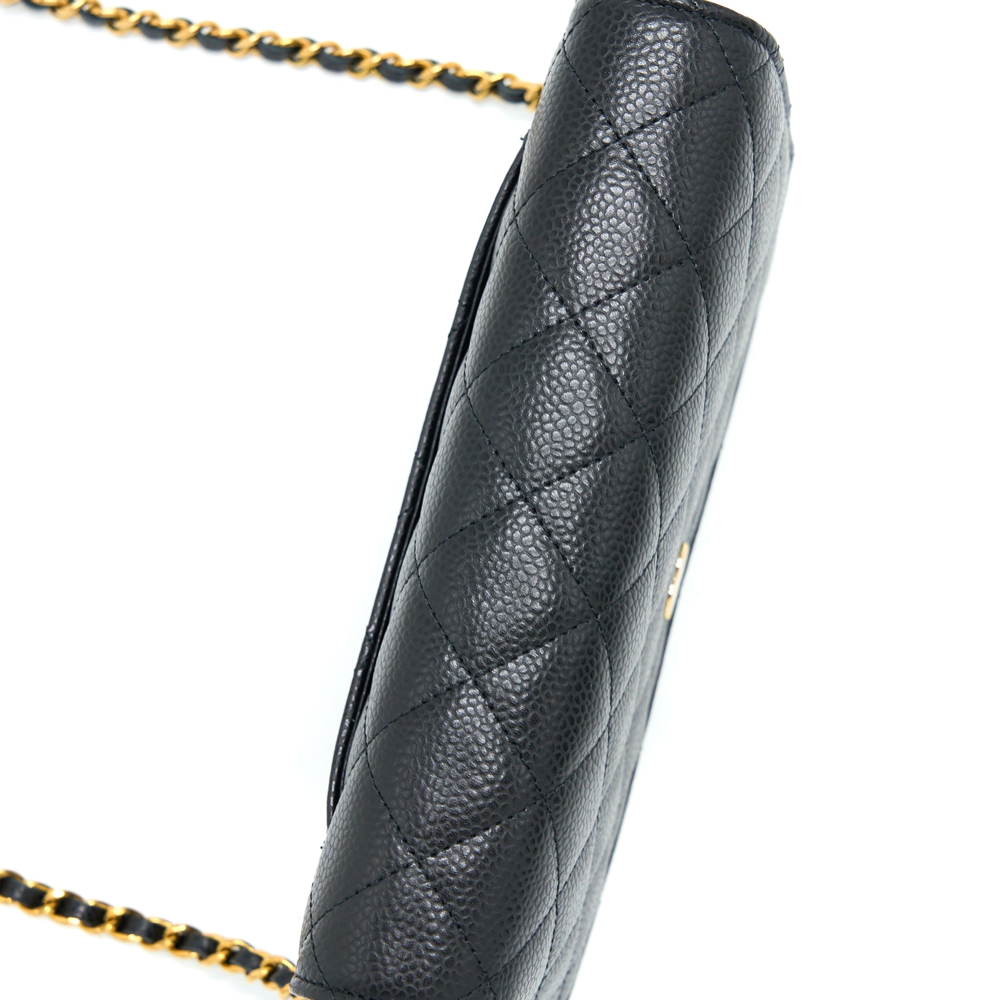 chanel-classic-wallet-on-chain-caviar-black-ghw-microchip-10
