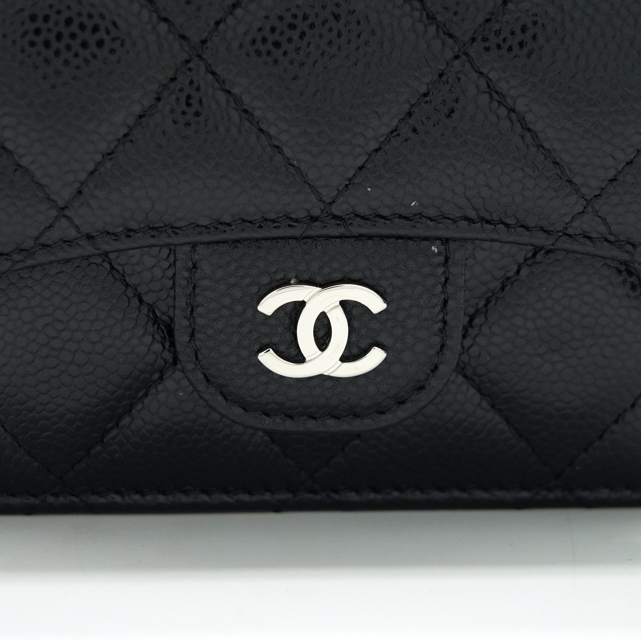 chanel-card-holder-with-chain-black-caviar-shw