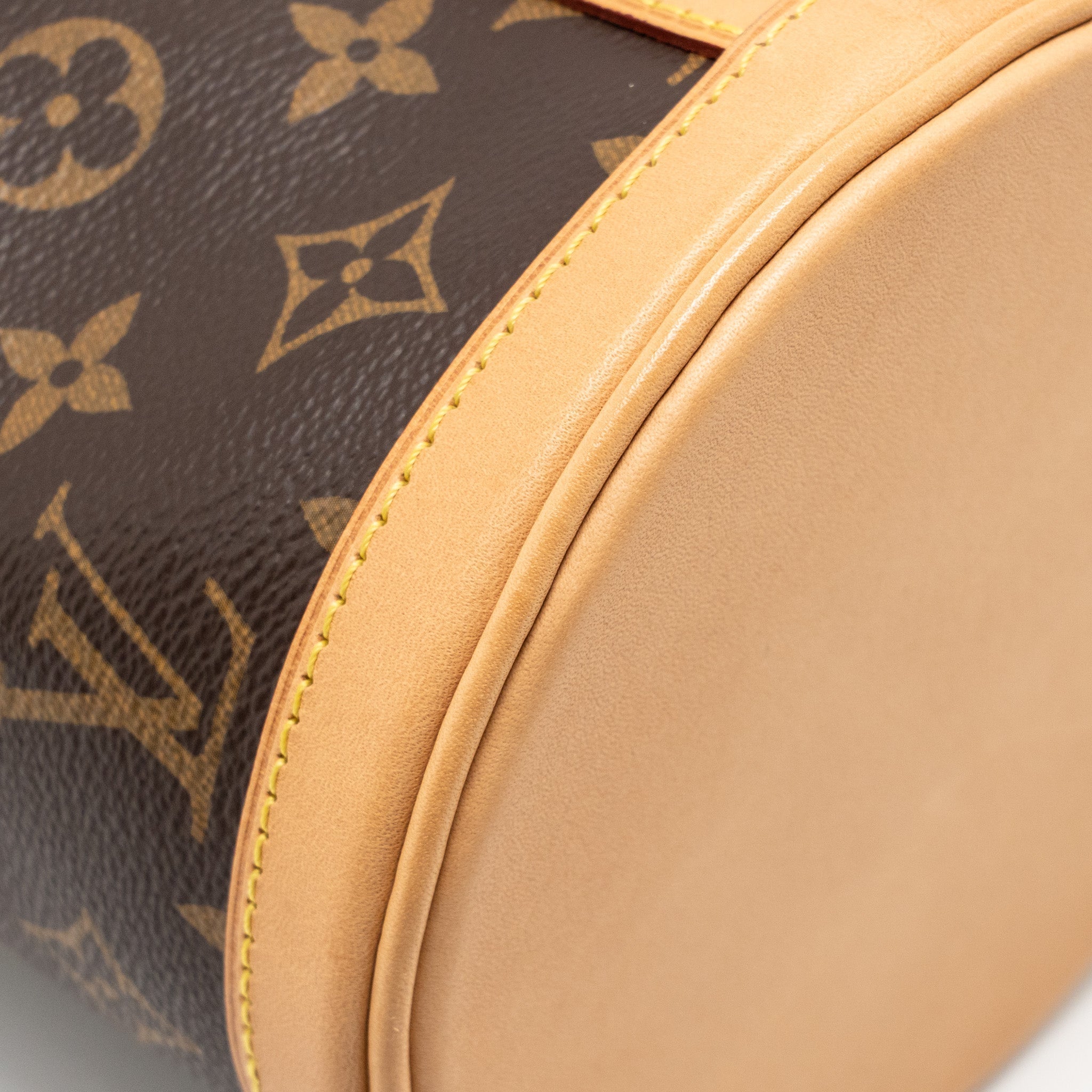 louis-vuitton-duffle-bag-monogram-canvas-ghw-6