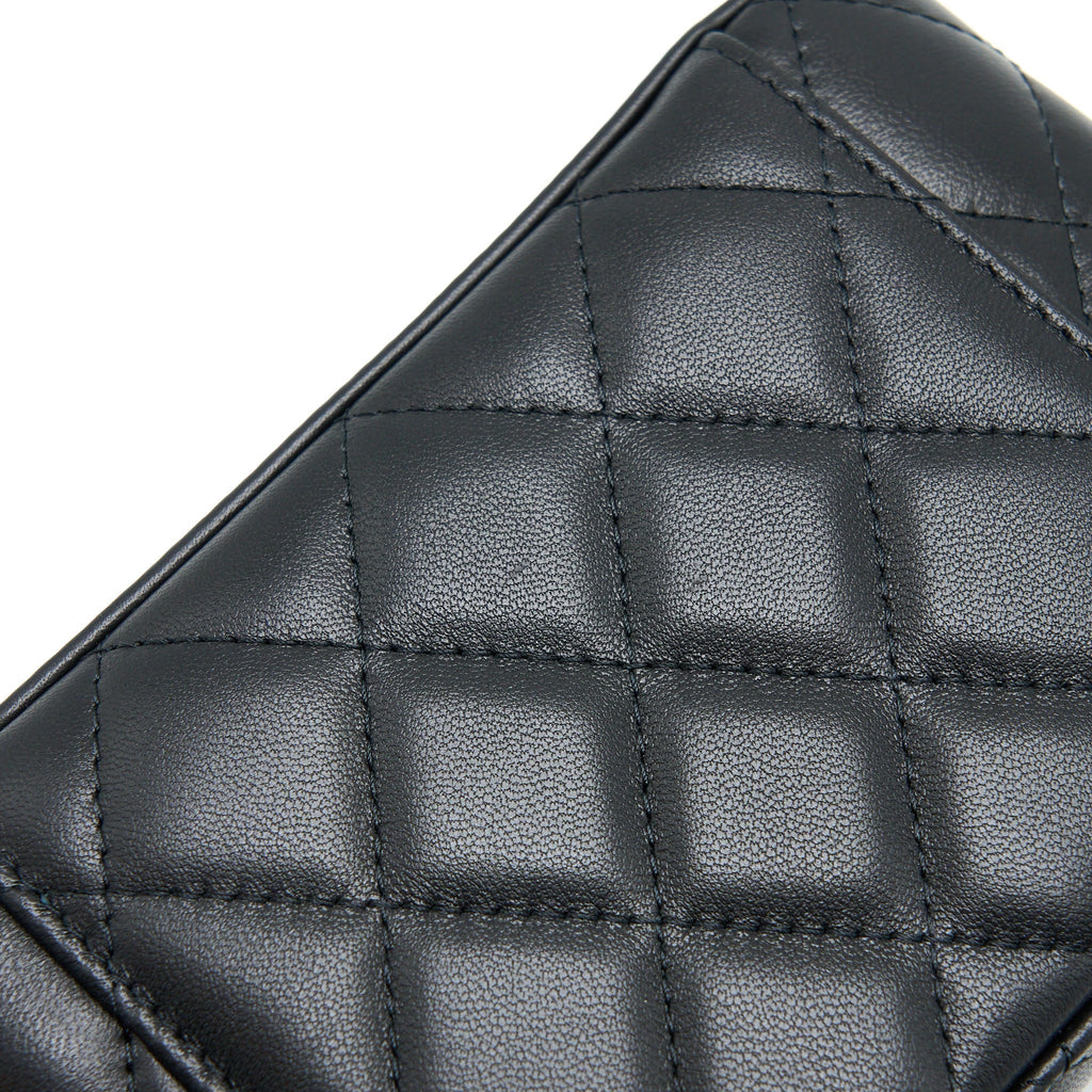 chanel-pearl-crush-long-vanity-lambskin-black-brushed-ghwmicrochip