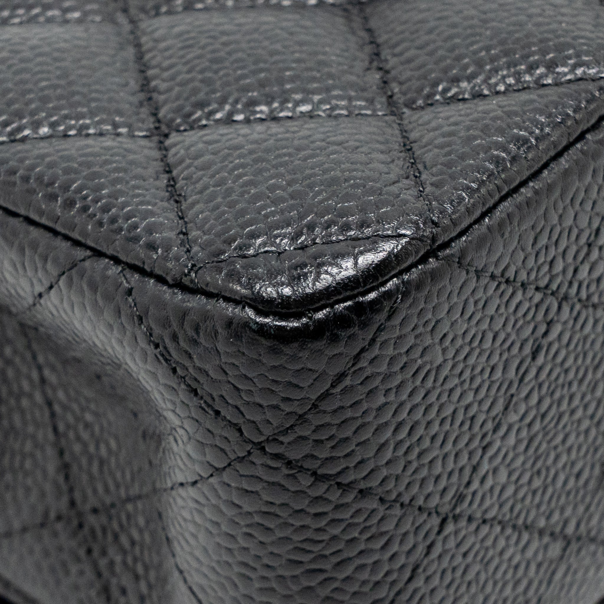 chanel-medium-classic-double-flap-bag-caviar-black-ghw-38