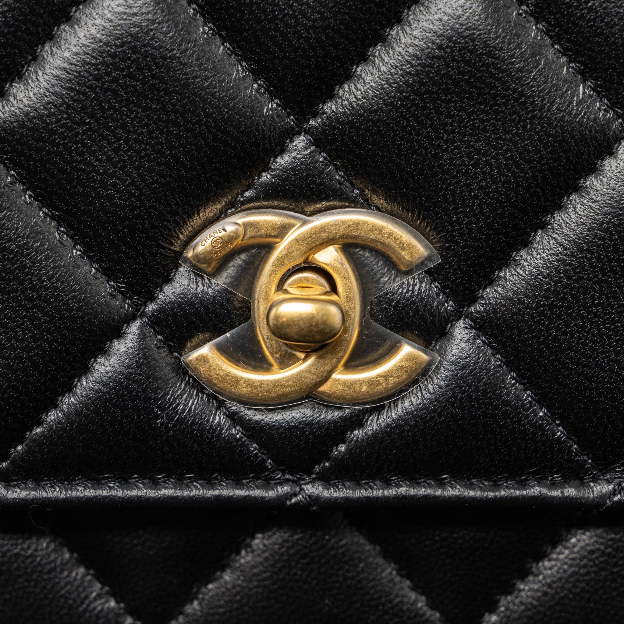 chanel-22s-pearl-crush-wallet-on-chain-lambskin-black-brushed-ghw-microchip