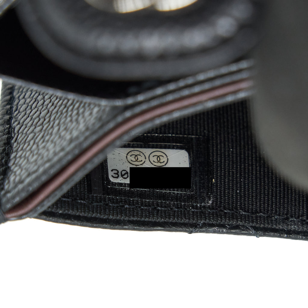 chanel-card-holder-with-chain-black-caviar-shw