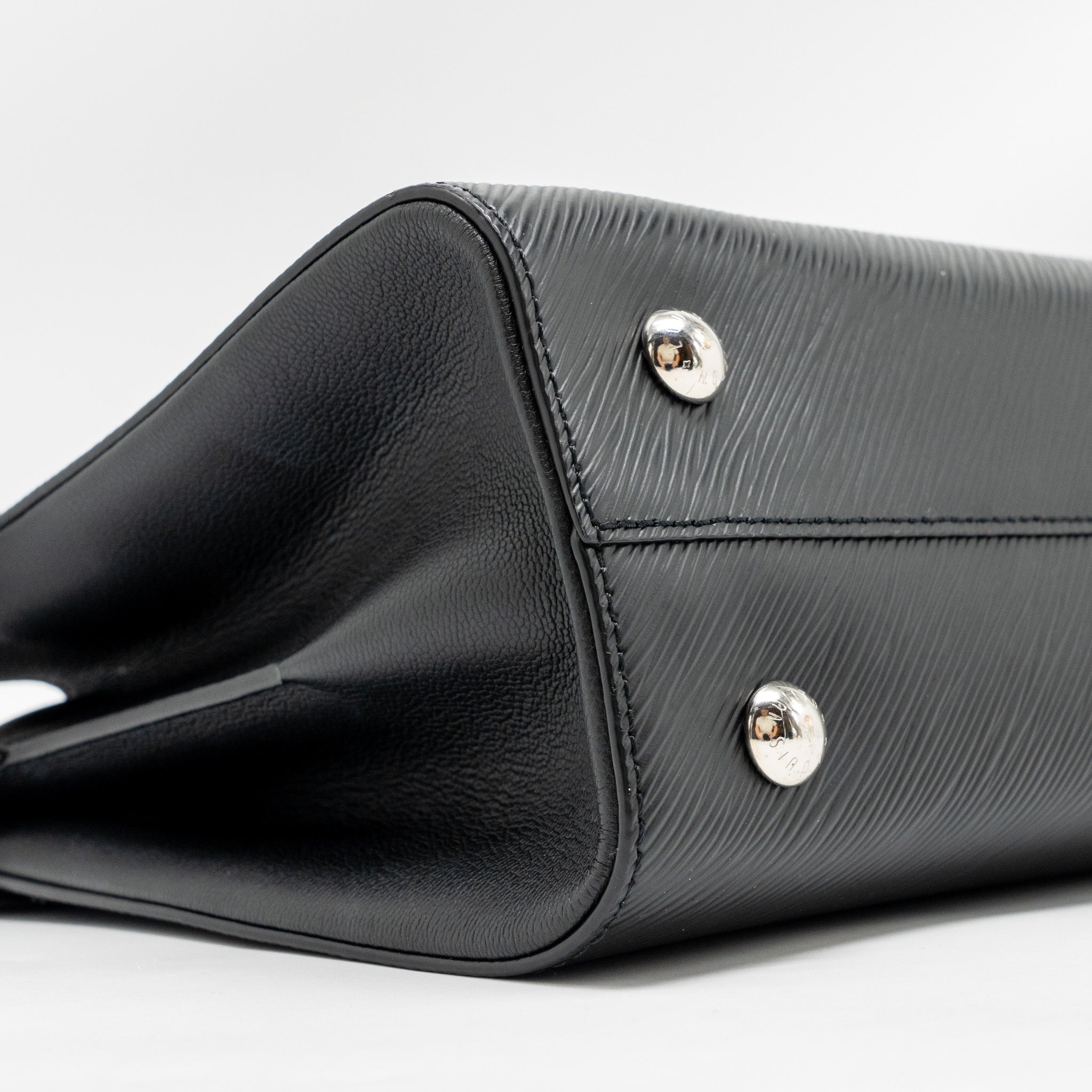 louis-vuitton-twist-tote-bag-epi-black-shw