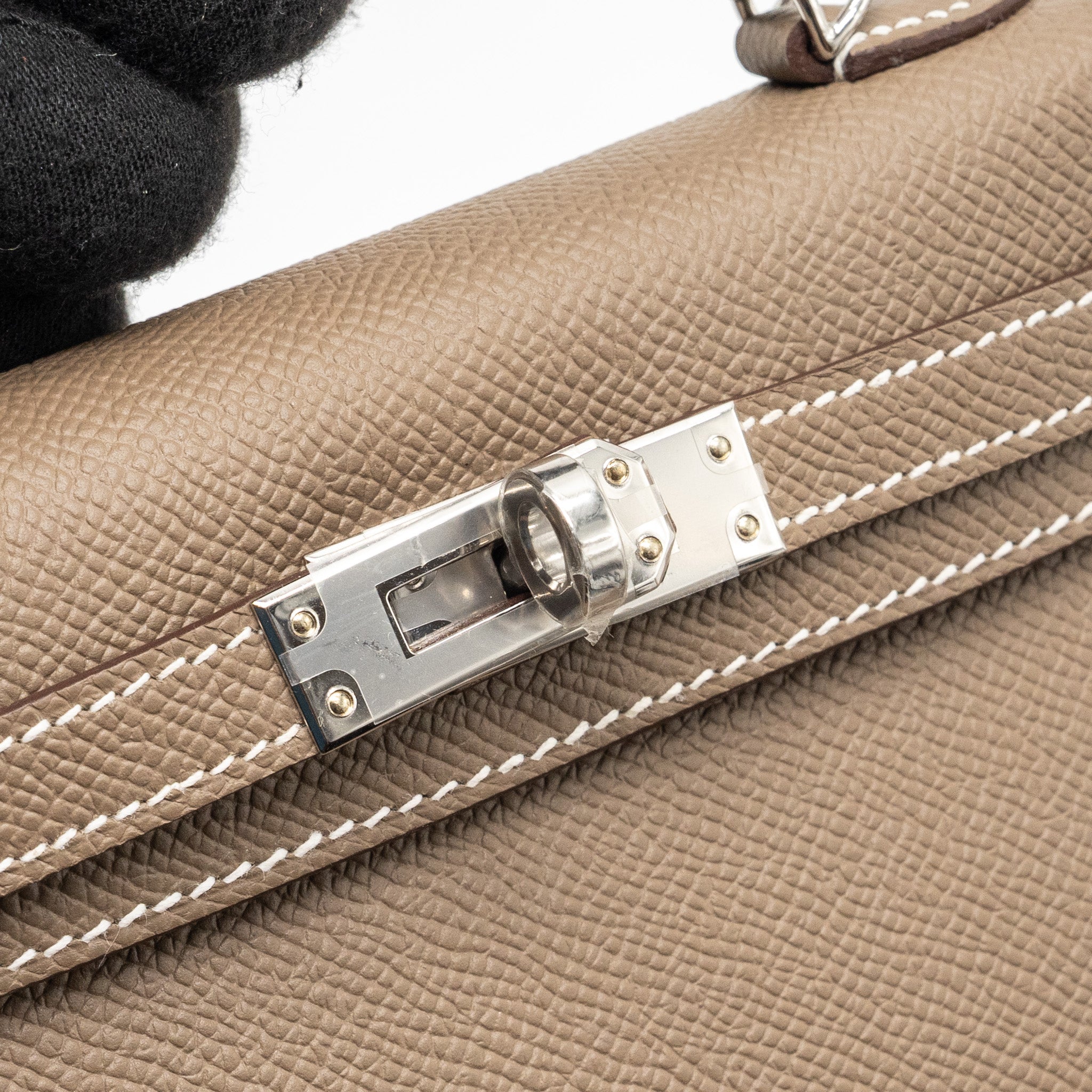 hermes-mini-kelly-ii-epsom-etoupe-shw-stamp-b