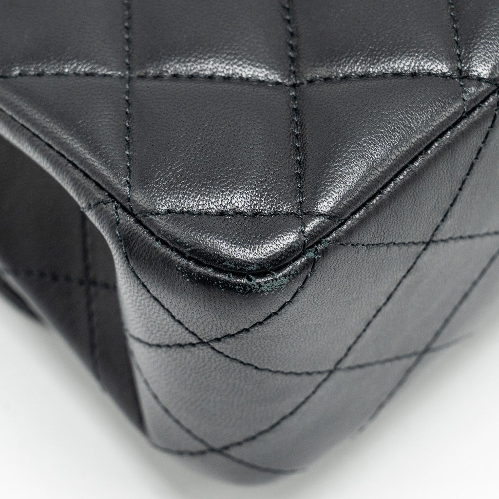 chanel-medium-classic-double-flap-bag-lambskin-black-shw-copy-1
