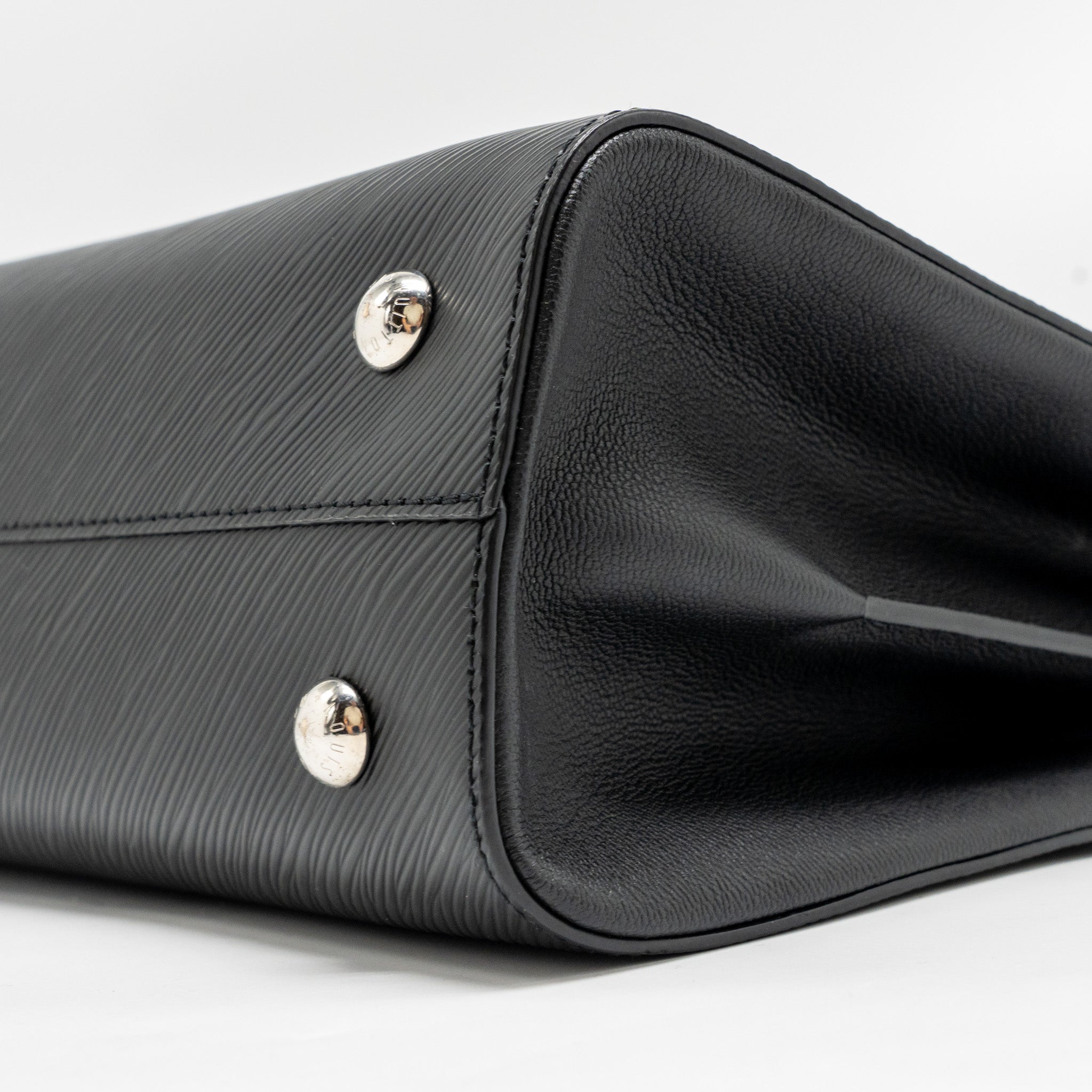 louis-vuitton-twist-tote-bag-epi-black-shw