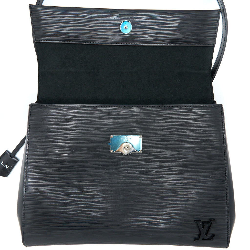 louis-vuitton-cluny-mm-epi-black-shw