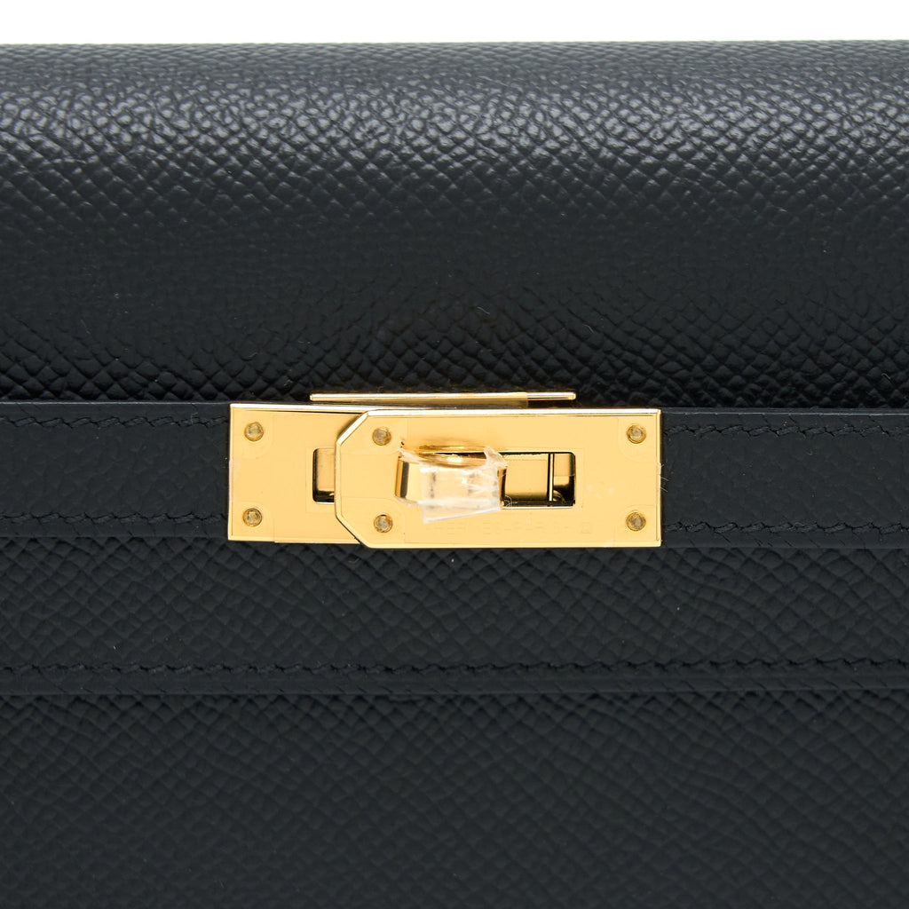 hermes-classic-kelly-to-go-epsom-black-ghw-stamp-u
