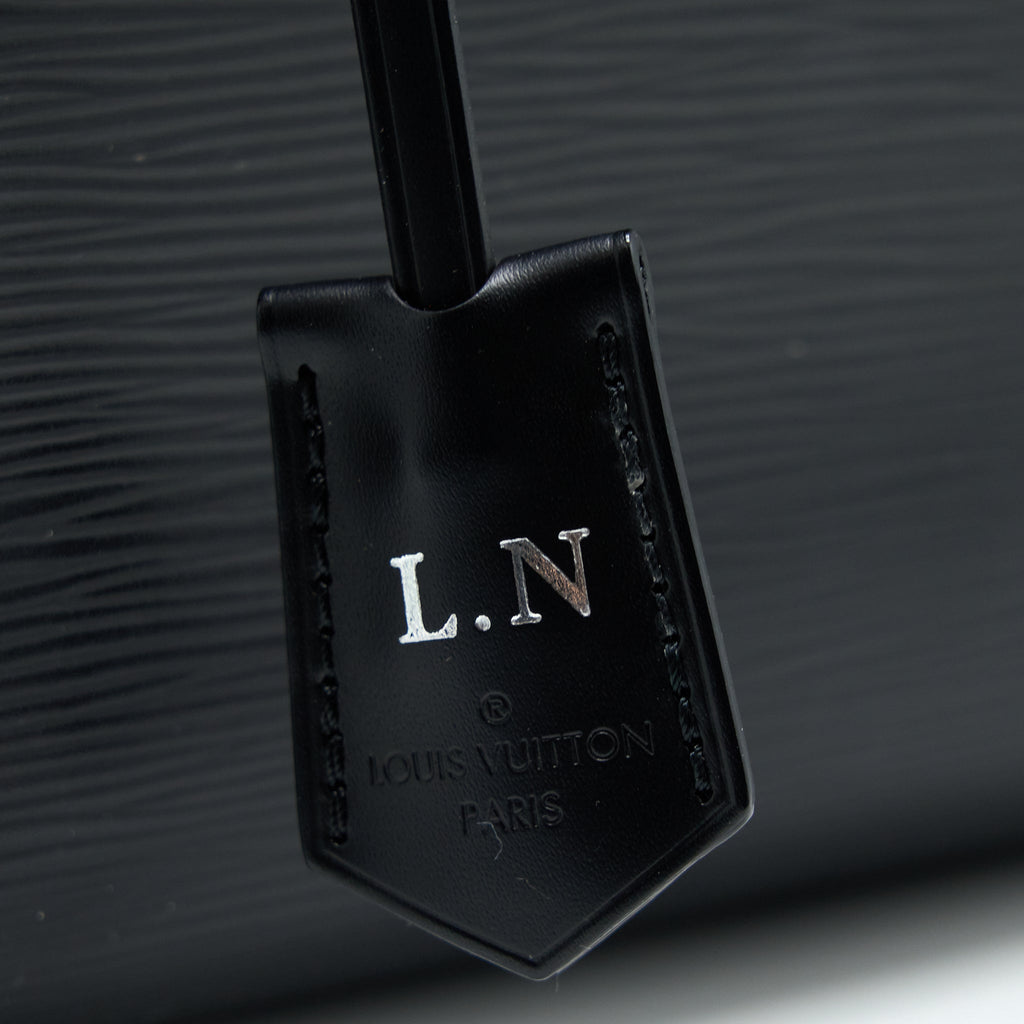louis-vuitton-cluny-mm-epi-black-shw
