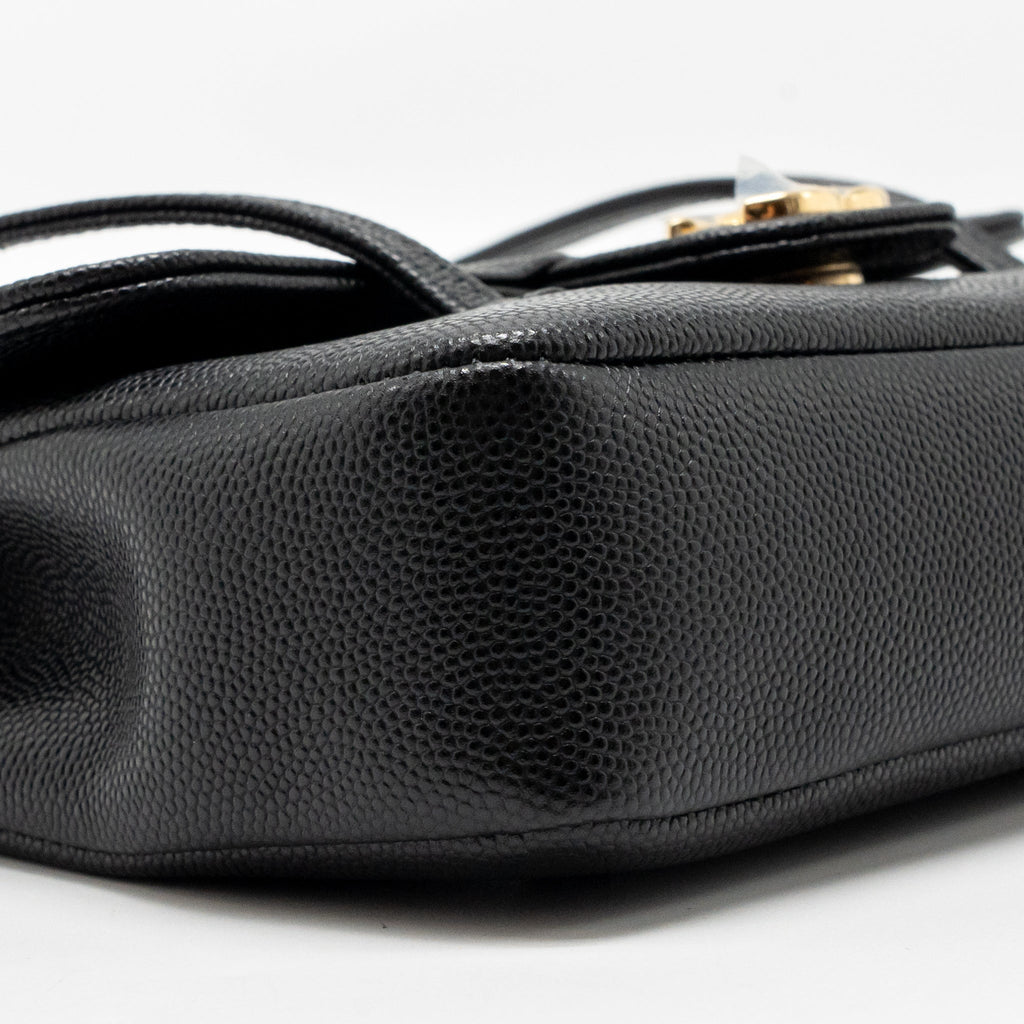 chanel-26p-preppy-coco-clutch-shoulder-bag-caviar-black-ghw-microchip