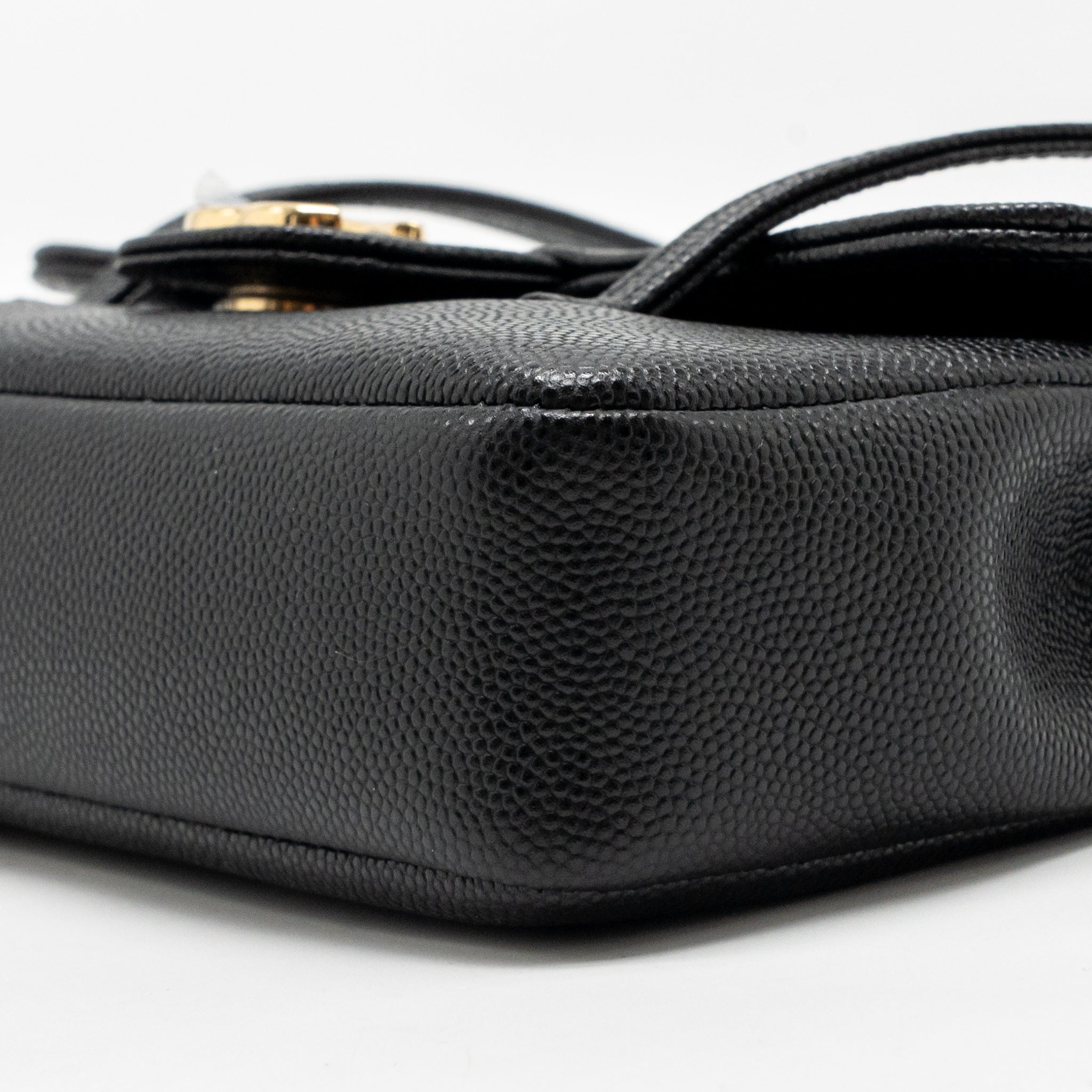chanel-26p-preppy-coco-clutch-shoulder-bag-caviar-black-ghw-microchip