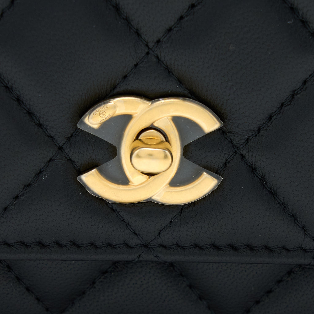 chanel-pearl-crush-wallet-on-chain-lambskin-black-ghw-microchip-3
