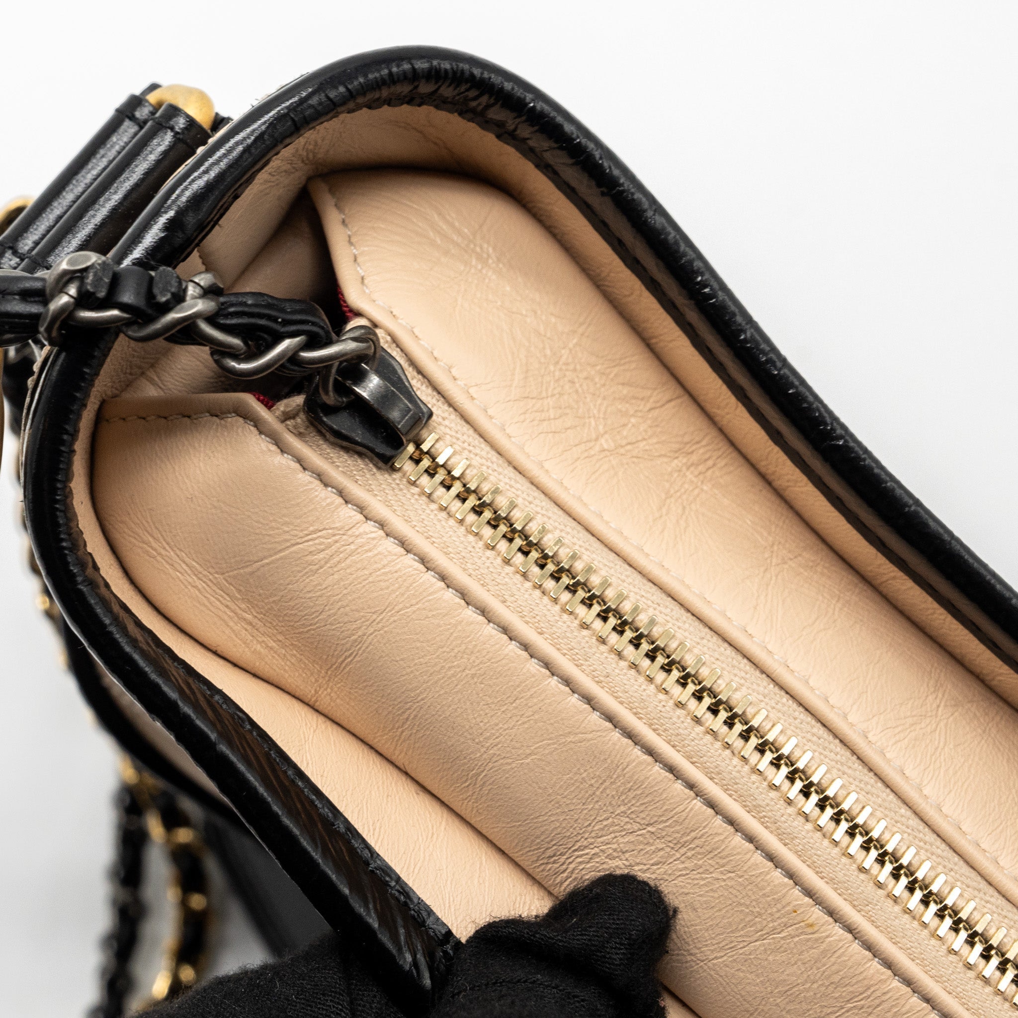 chanel-small-gabrielle-hobo-bag-calfskin-beige-black-multicolour-hardware