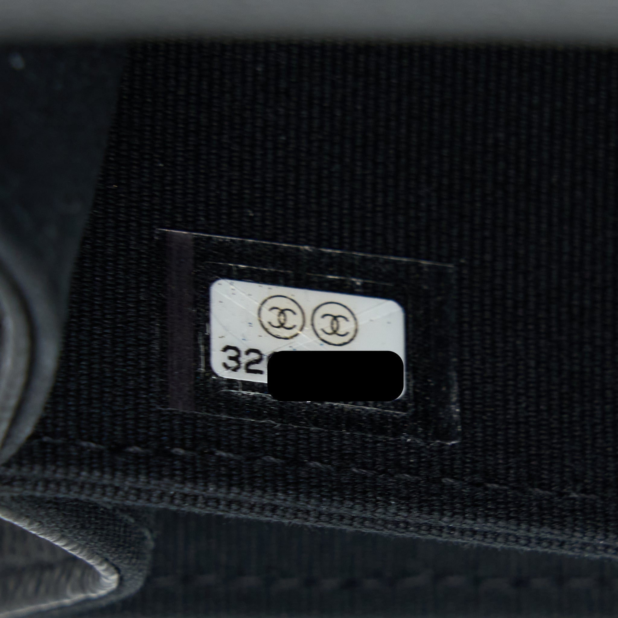 chanel-detailed-top-handle-mini-flap-bags-with-chain-caviar-black-shw