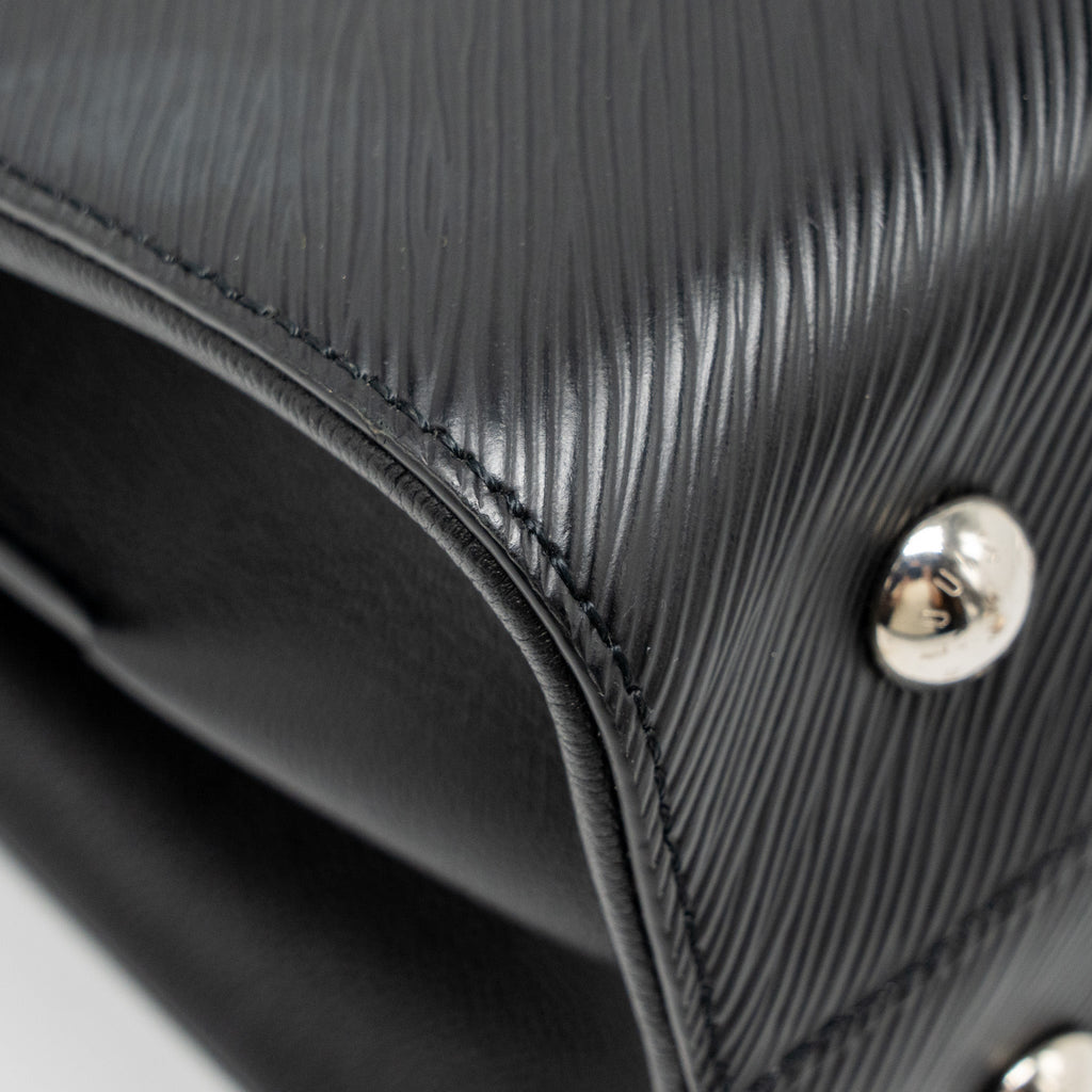 louis-vuitton-twist-tote-bag-epi-black-shw
