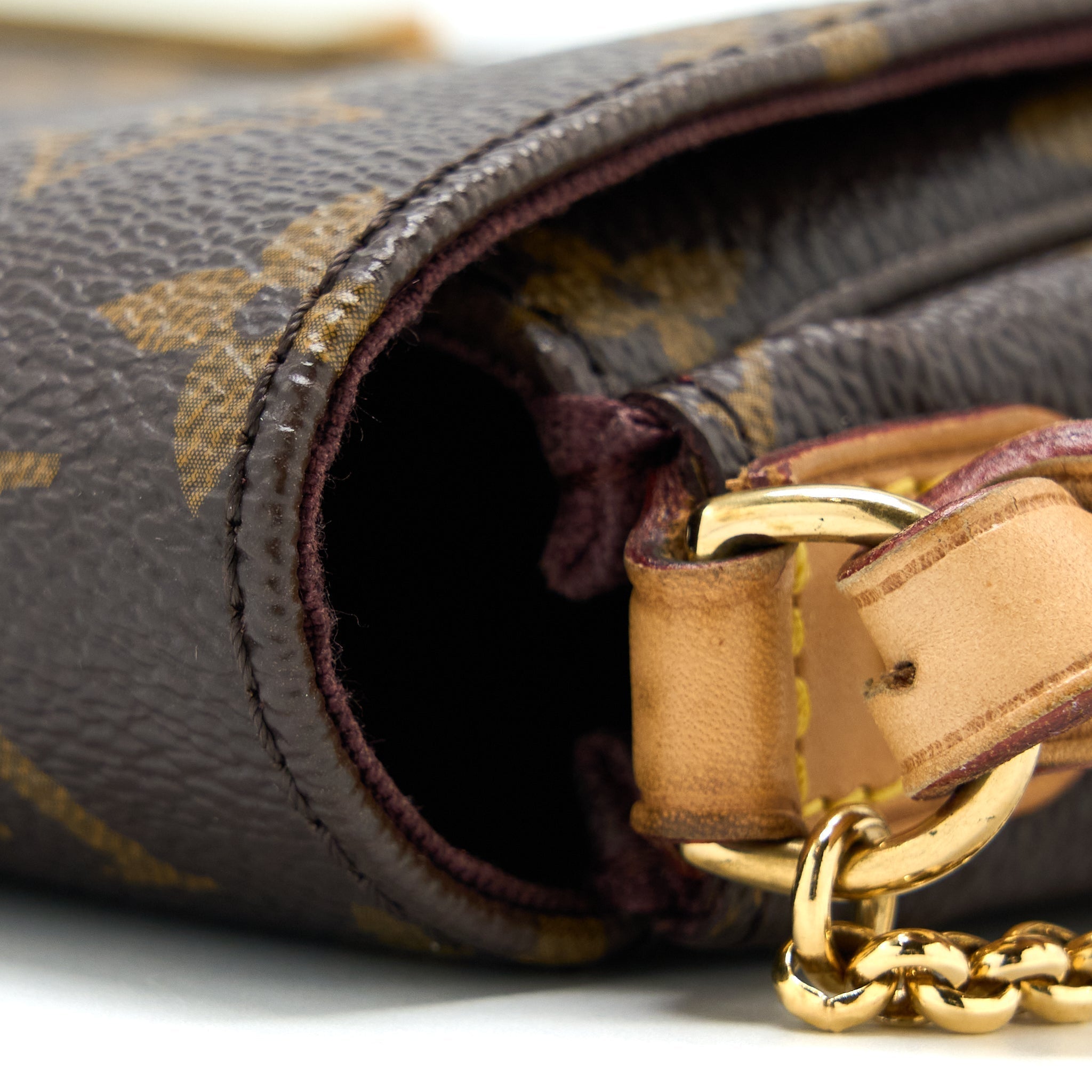 louis-vuitton-favorite-pm-monogram-canvas-ghw