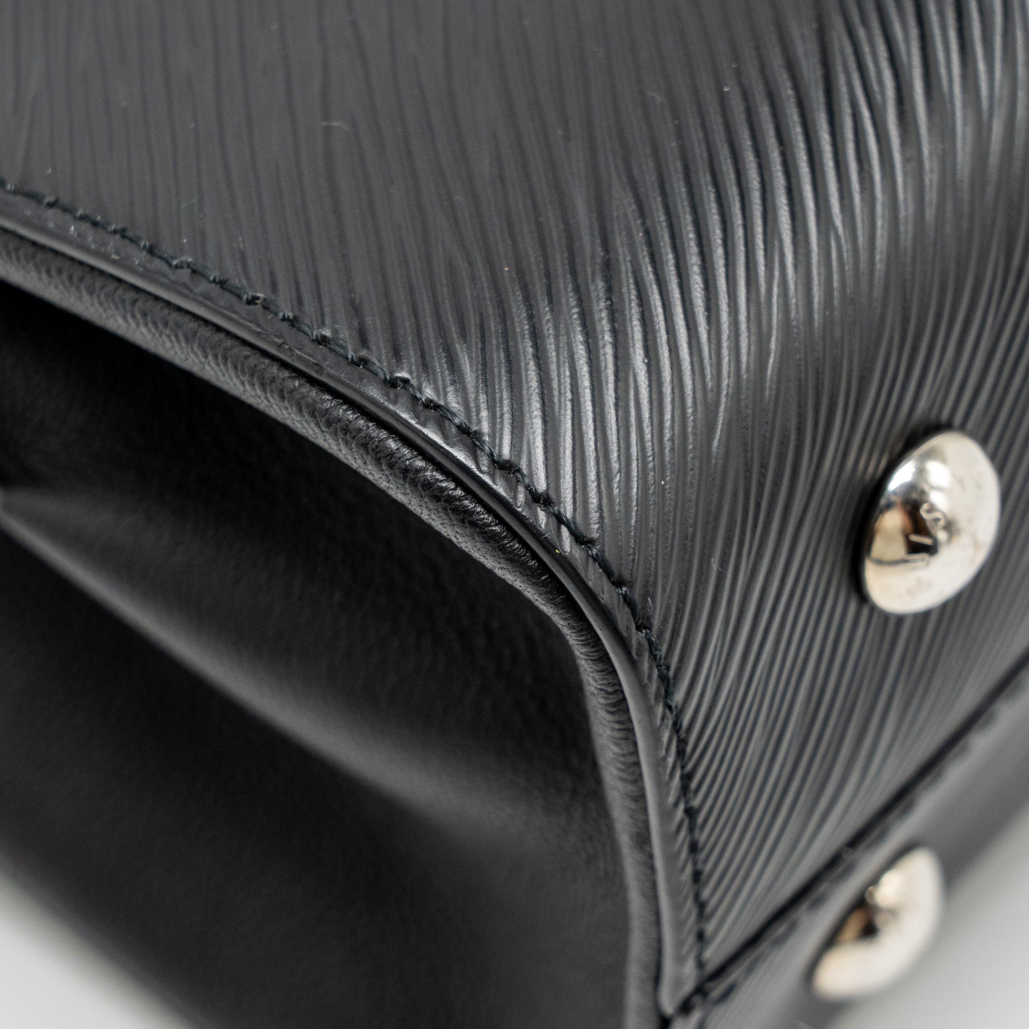louis-vuitton-twist-tote-bag-epi-black-shw