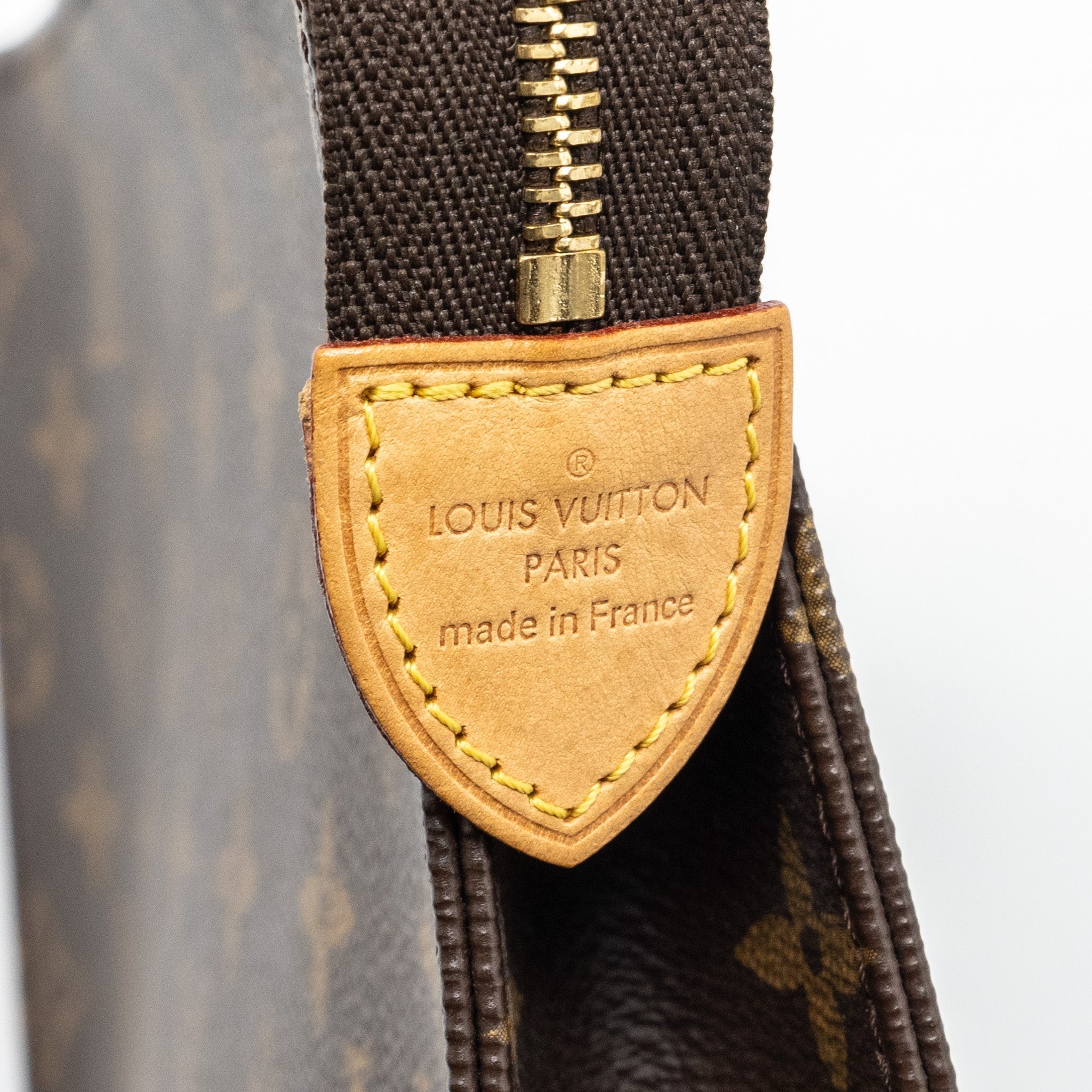 louis-vuitton-toiletry-pochette-26-monogram-canvas-ghw-9