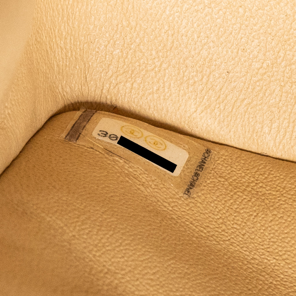 chanel-medium-classic-double-flap-bag-caviar-beige-ghw-copy