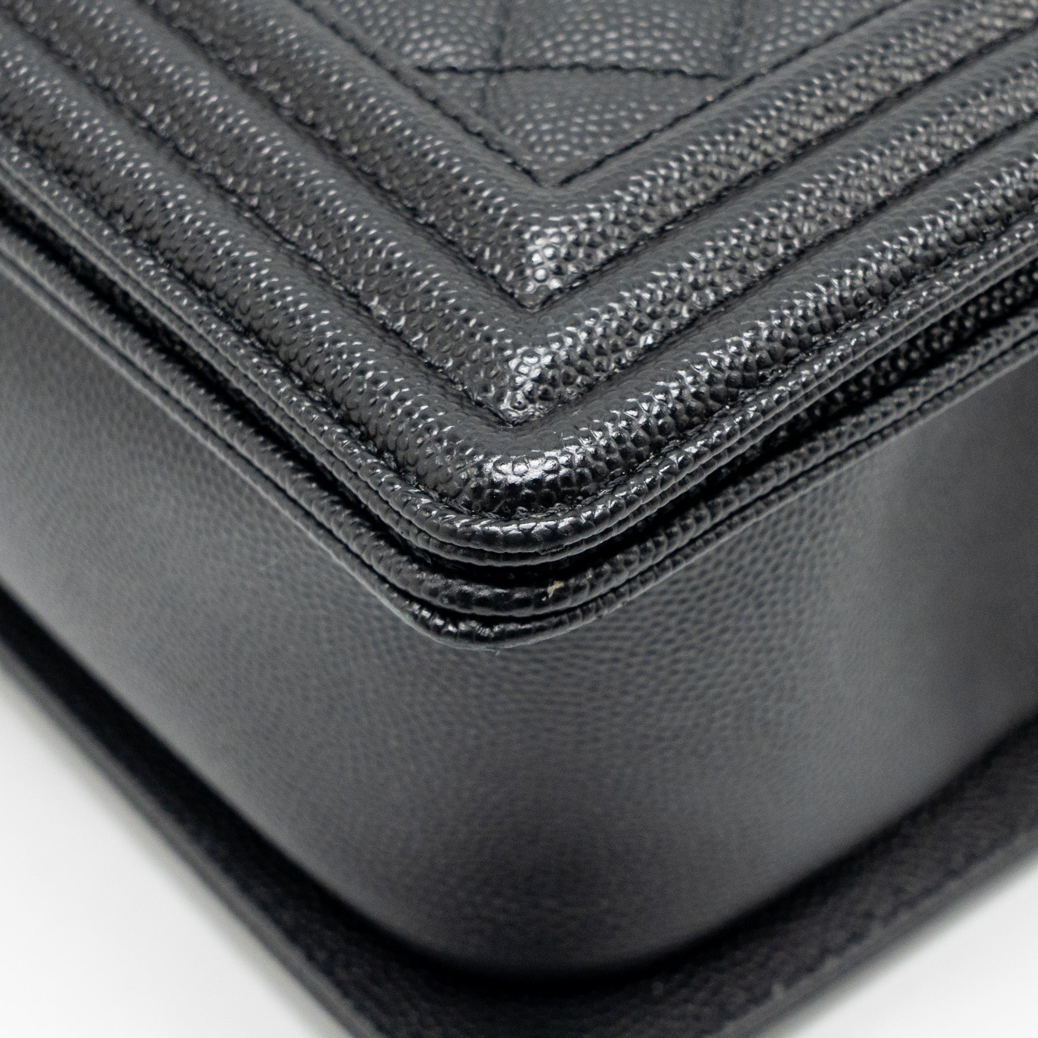 chanel-medium-boy-bag-caviar-black-ruthenium-hardware-1