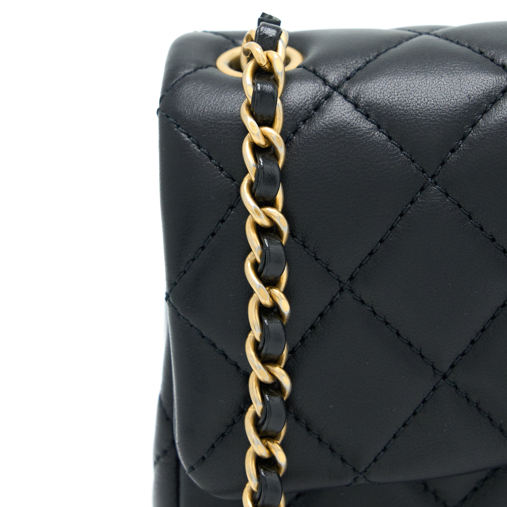 chanel-pearl-crush-mini-rectangular-flap-bag-lambskin-black-ghw-1