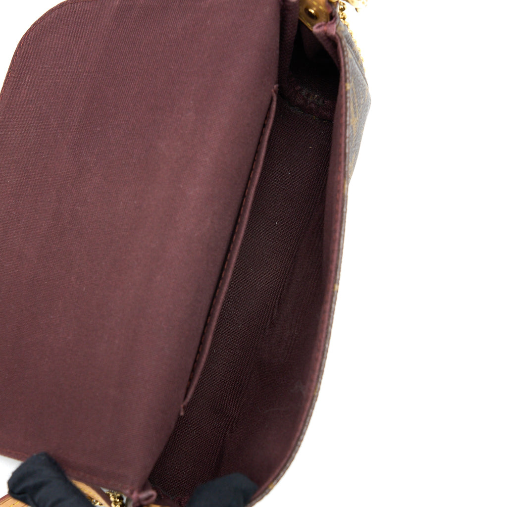 louis-vuitton-favorite-pm-monogram-canvas-ghw
