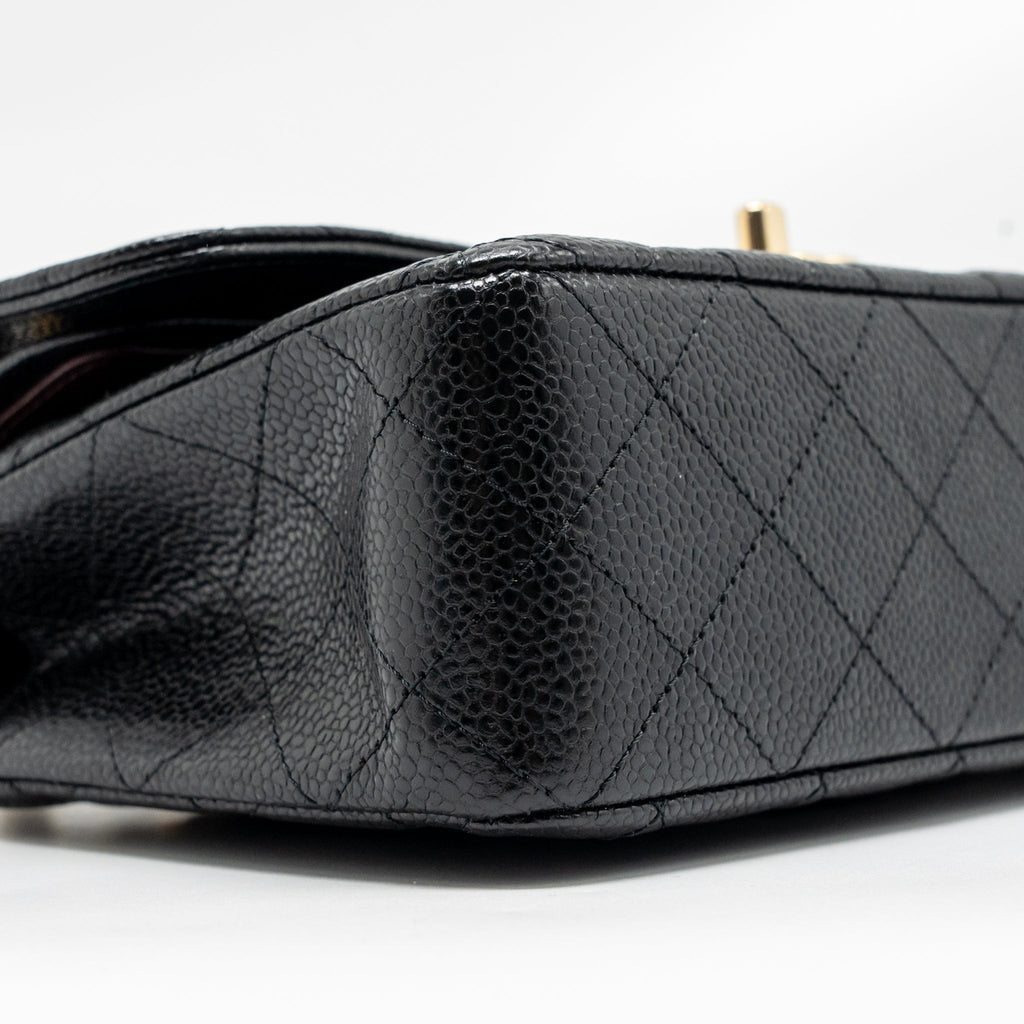 chanel-small-classic-double-flap-bag-caviar-black-ghwmicrochip-2