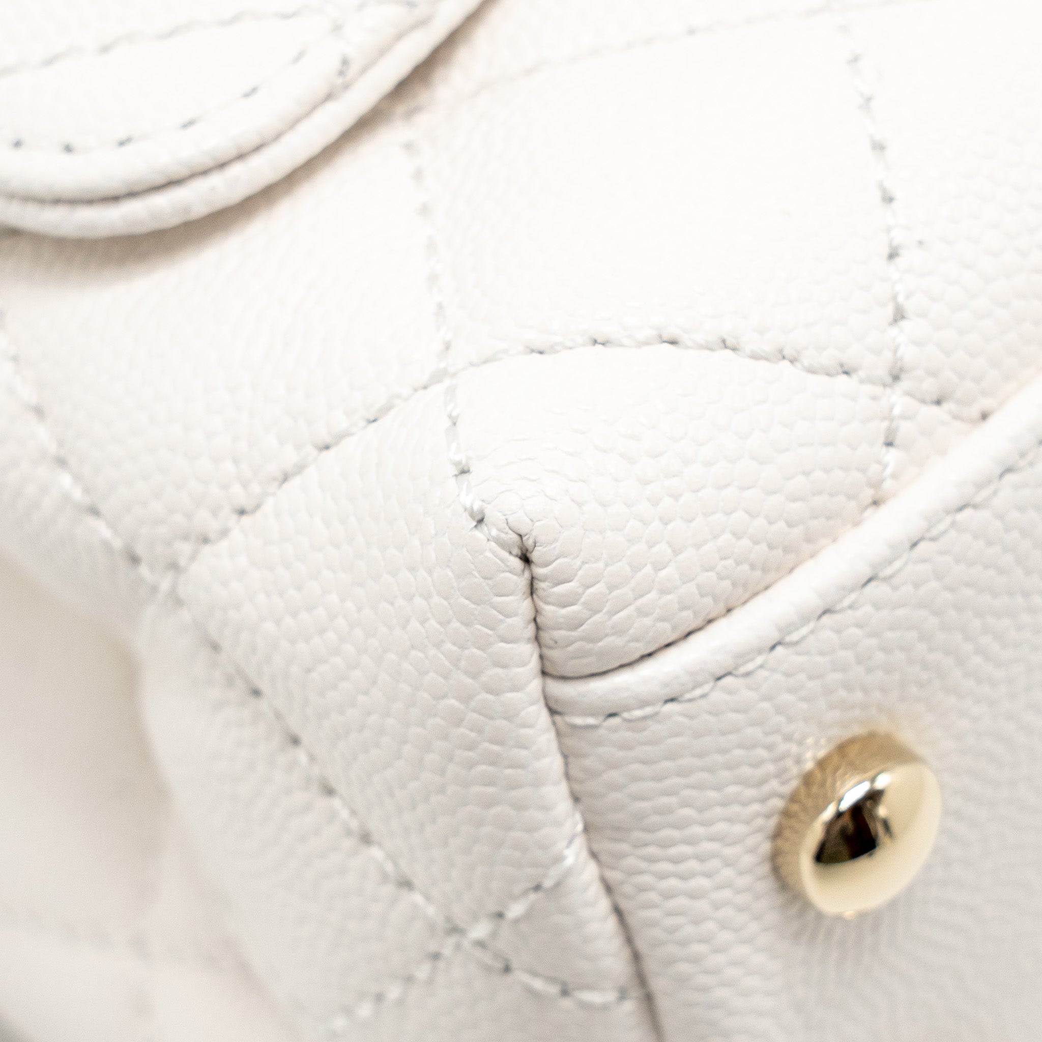 chanel-mini-coco-handle-caviar-white-lghw-microchip-1