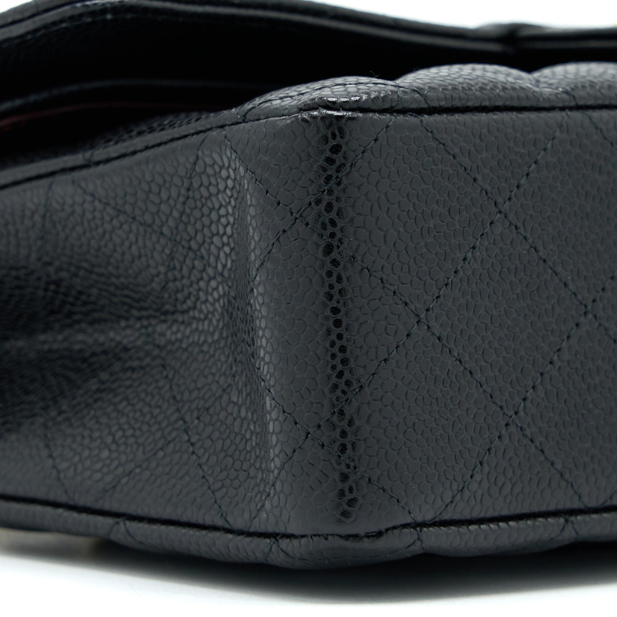 chanel-classic-double-flap-bag-caviar-black-ghw-microchip