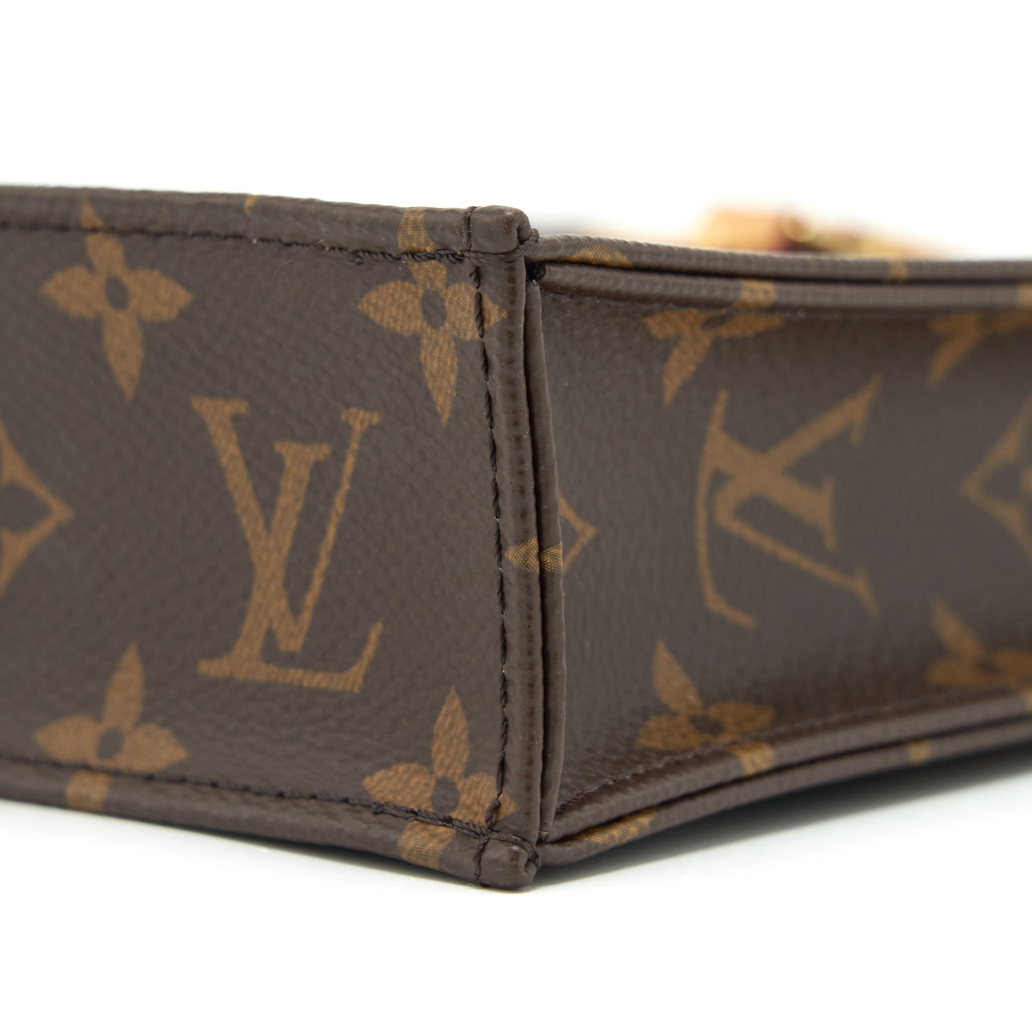 louis-vuitton-petit-sac-plat-monogram-canvas-ghw-1
