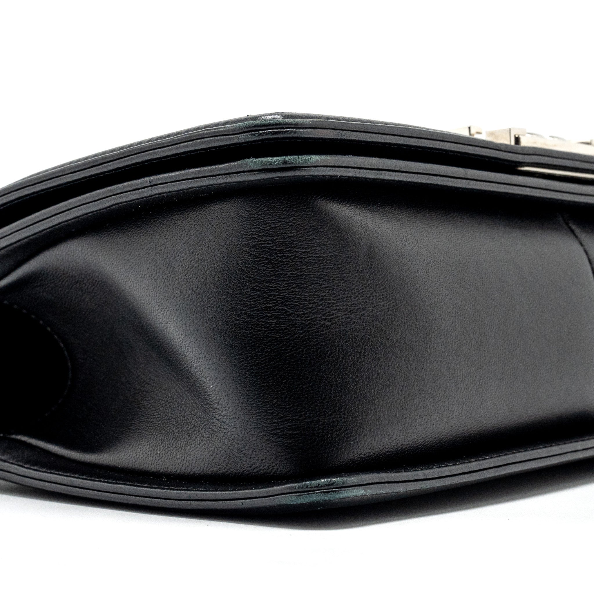chanel-medium-boy-bag-tweed-calfskin-multicolour-shw