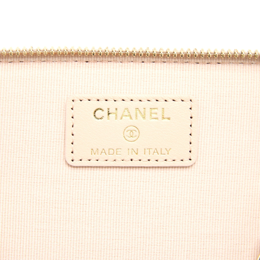 chanel-long-vanity-case-caviar-light-pink-lghw