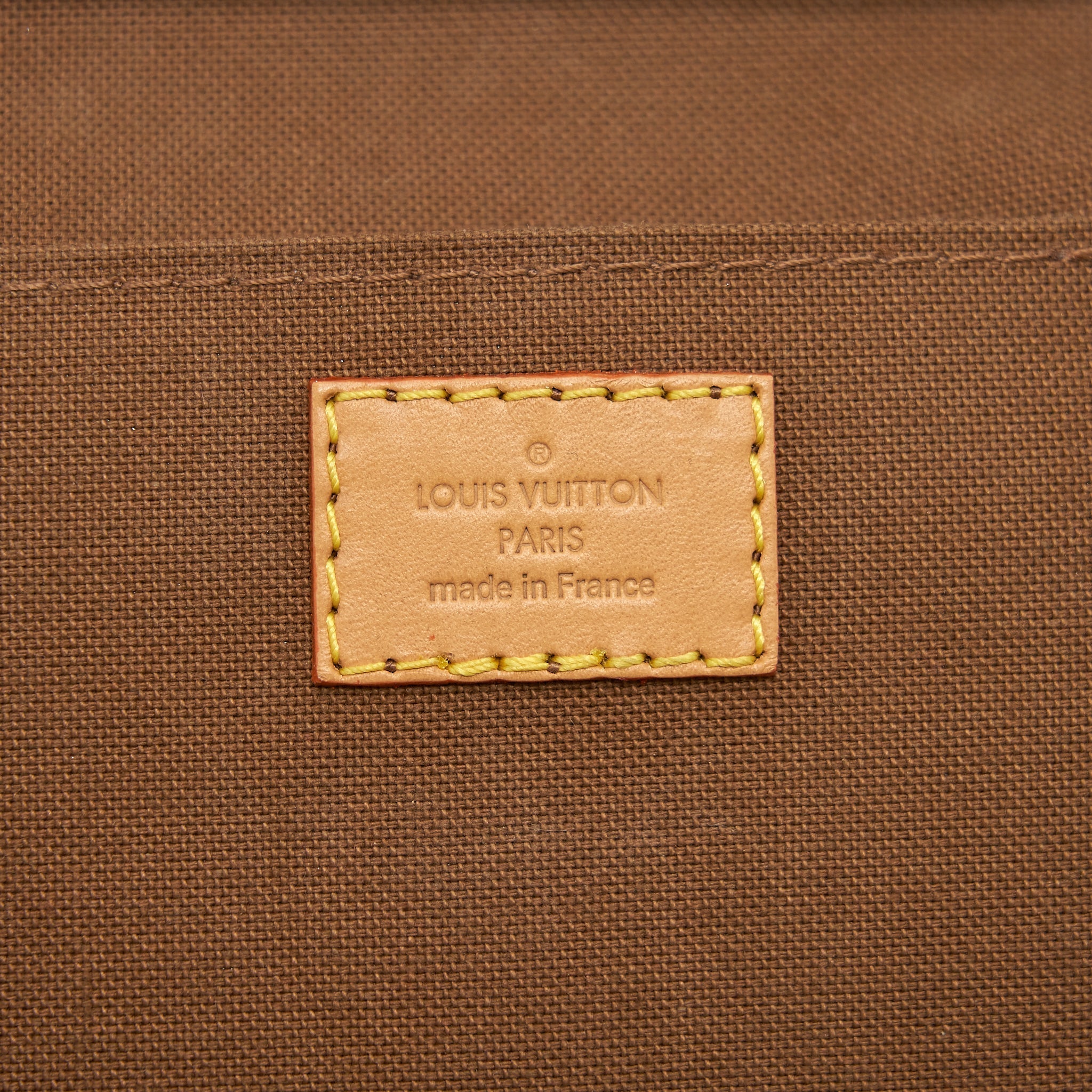 louis-vuitton-petit-sac-plat-monogram-canvas-ghw-1