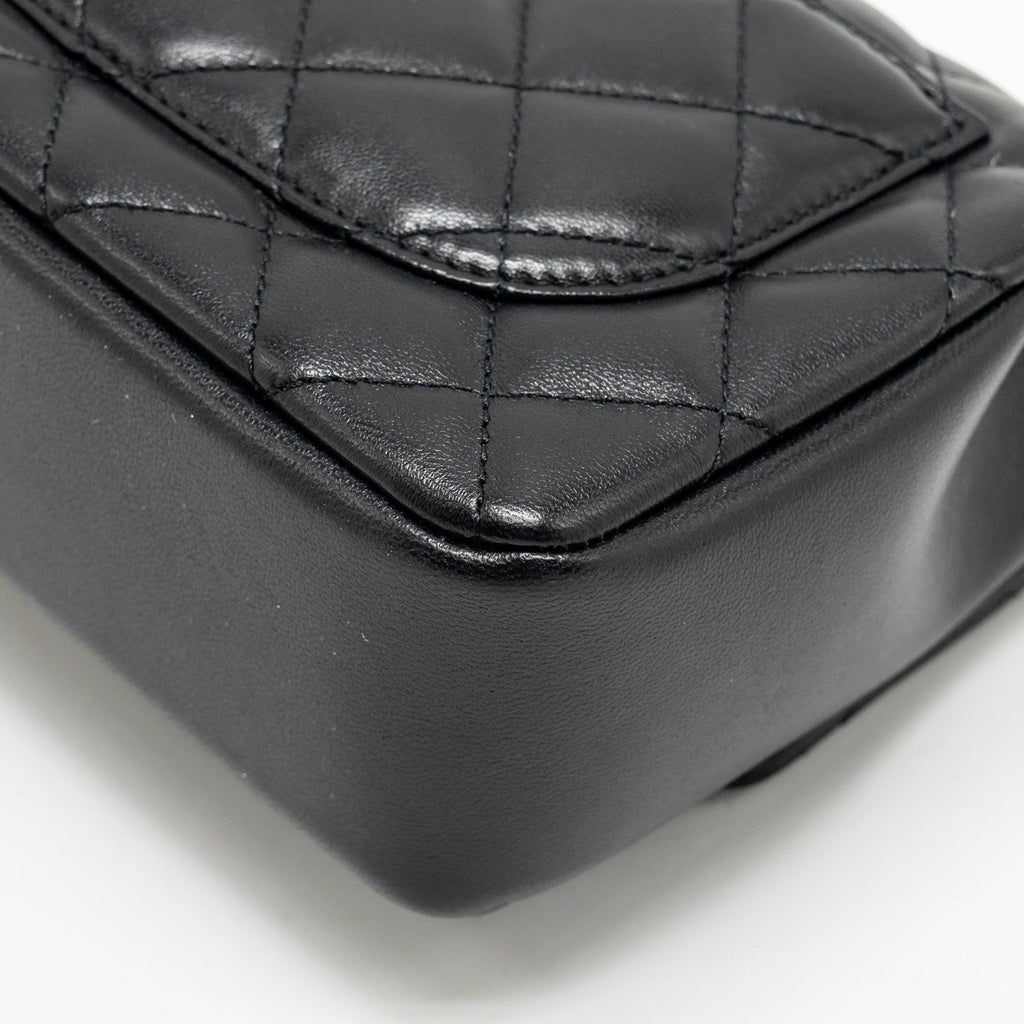chanel-24p-pearl-chain-mini-flap-bag-lambskin-black-ghw-microchip-copy