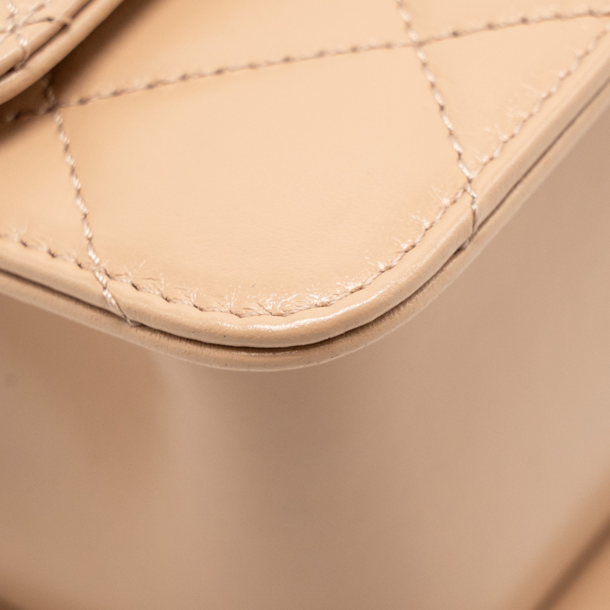 chanel-gold-crush-mini-flap-bag-calfskin-beige-ghw-microchip