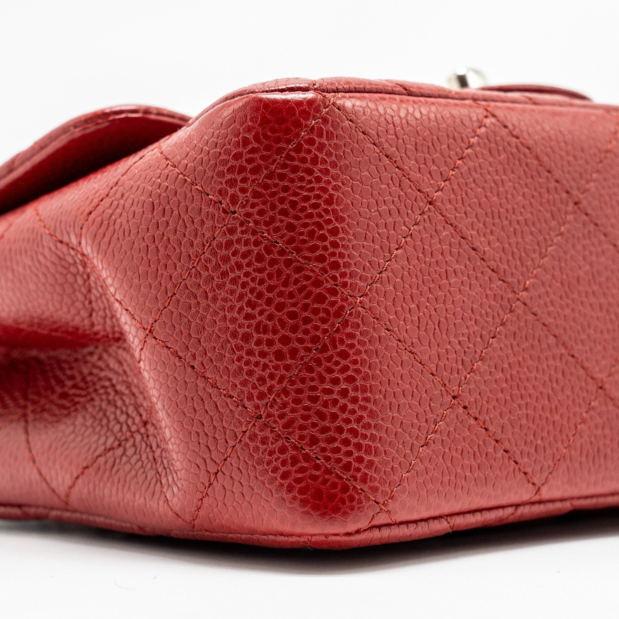 chanel-mini-square-red