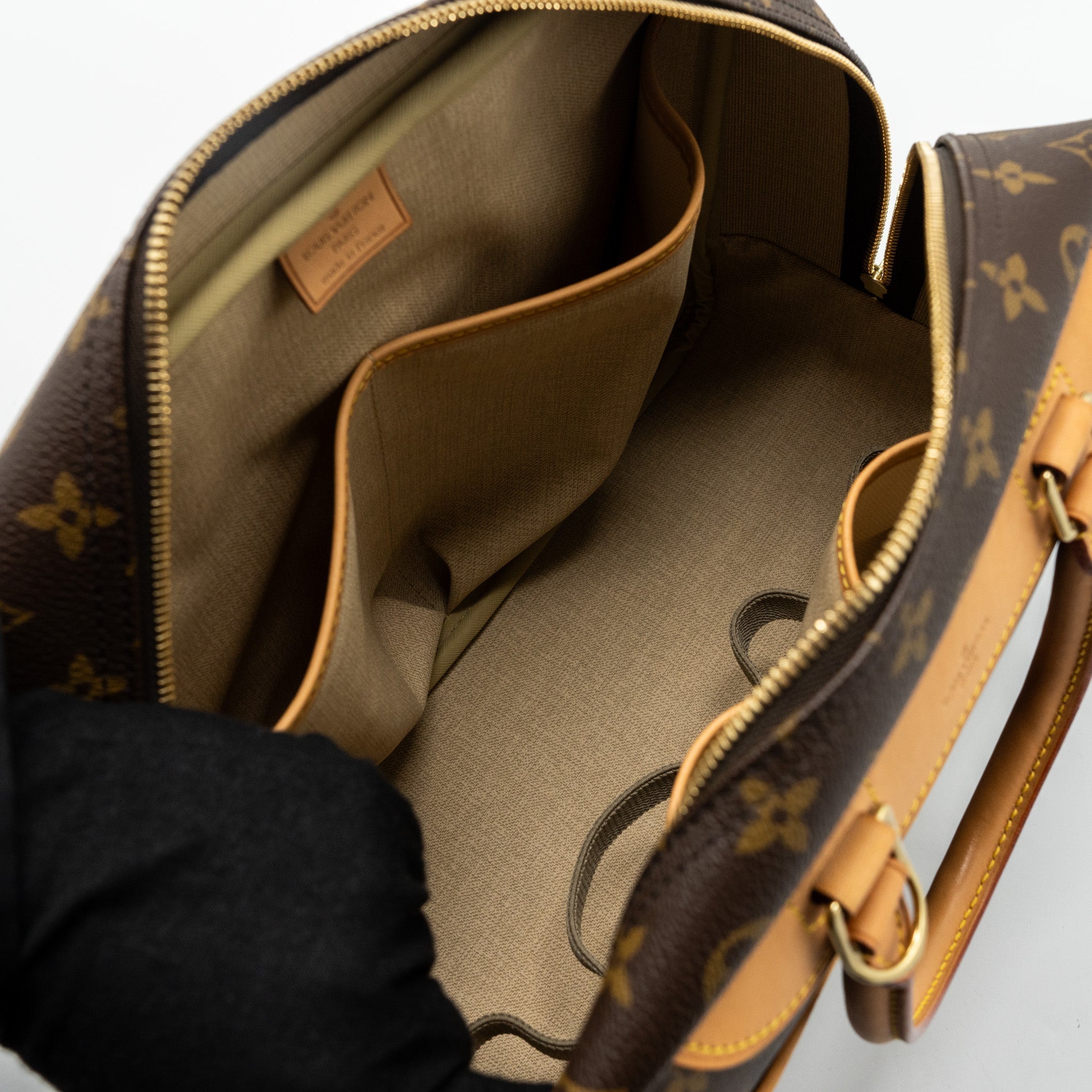 louis-vuitton-small-luggage-bag-monogram-canvas-ghw-1