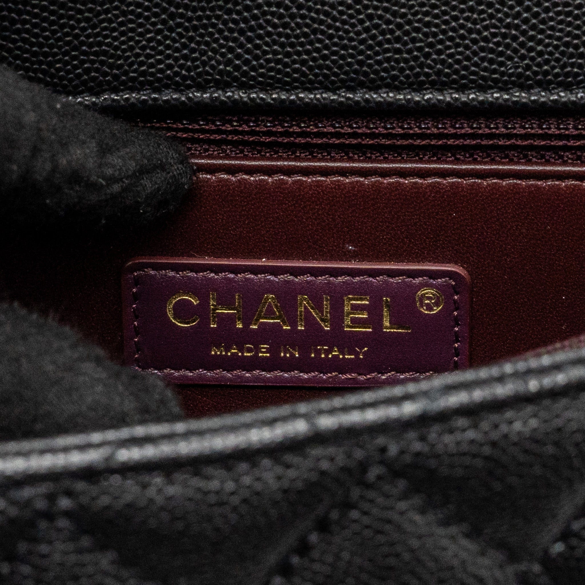 chanel-medium-coco-handle-lizard-embossed-handle-caviar-black-lghw-microchip