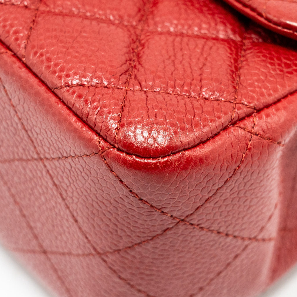 chanel-mini-square-red